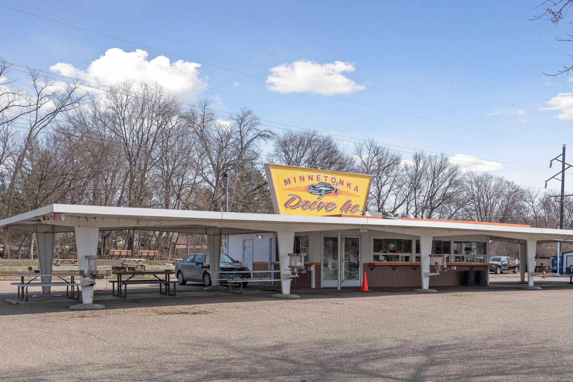4711 Manchester Road