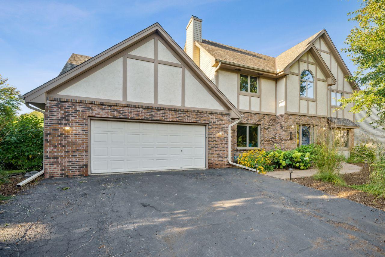 3113 Chelsea Court