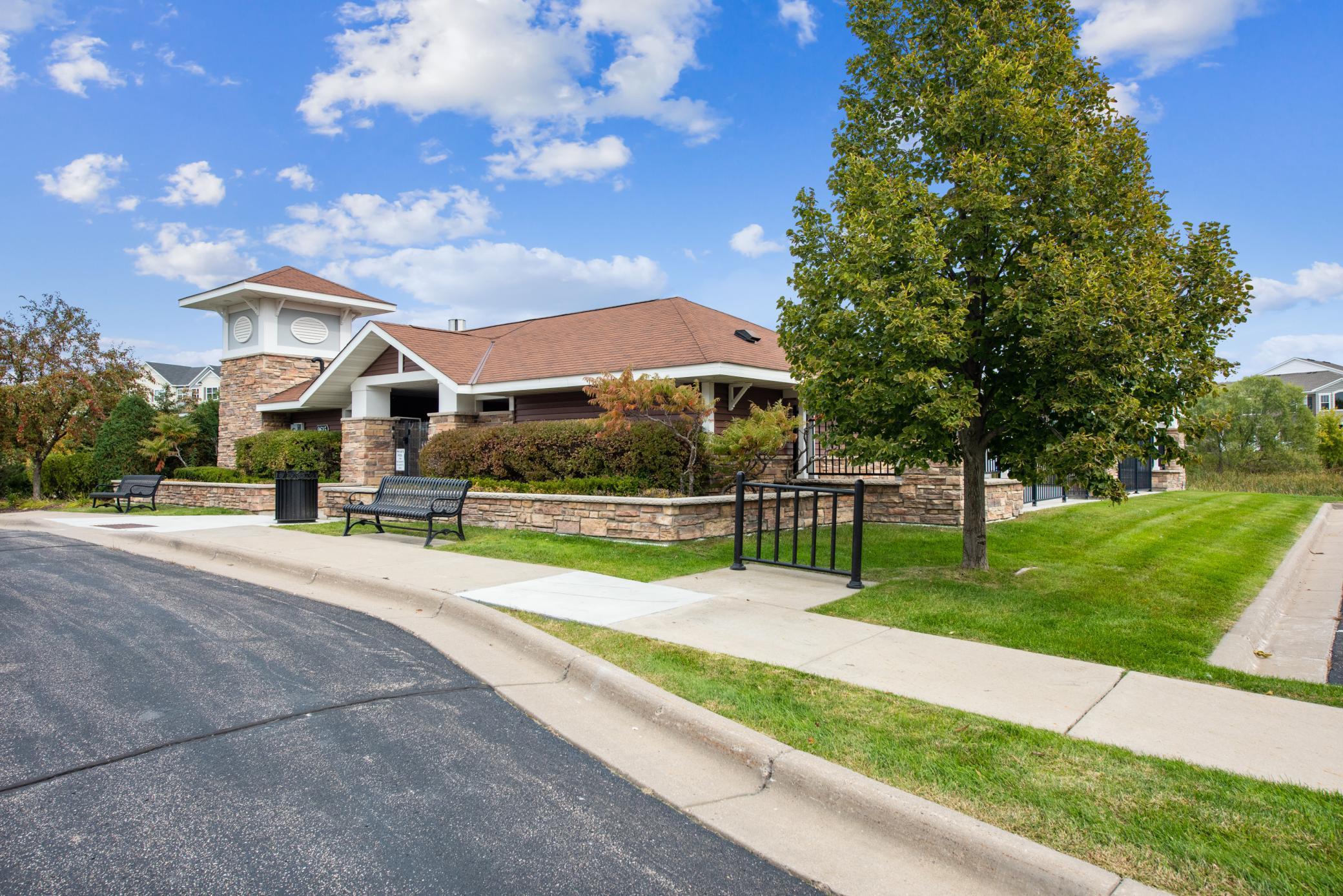 1806 Colonial Lane Unit: 4