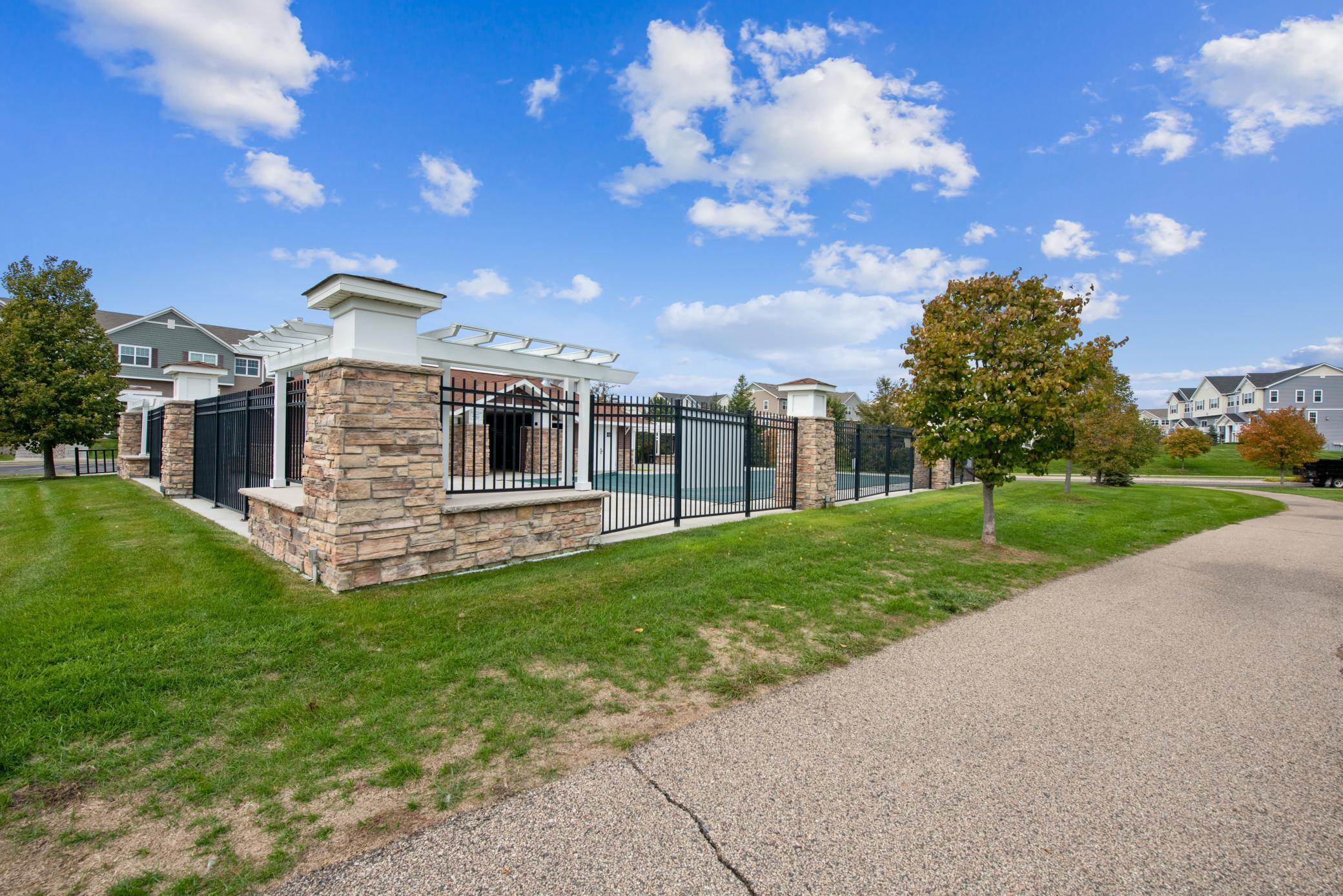 1806 Colonial Lane Unit: 4