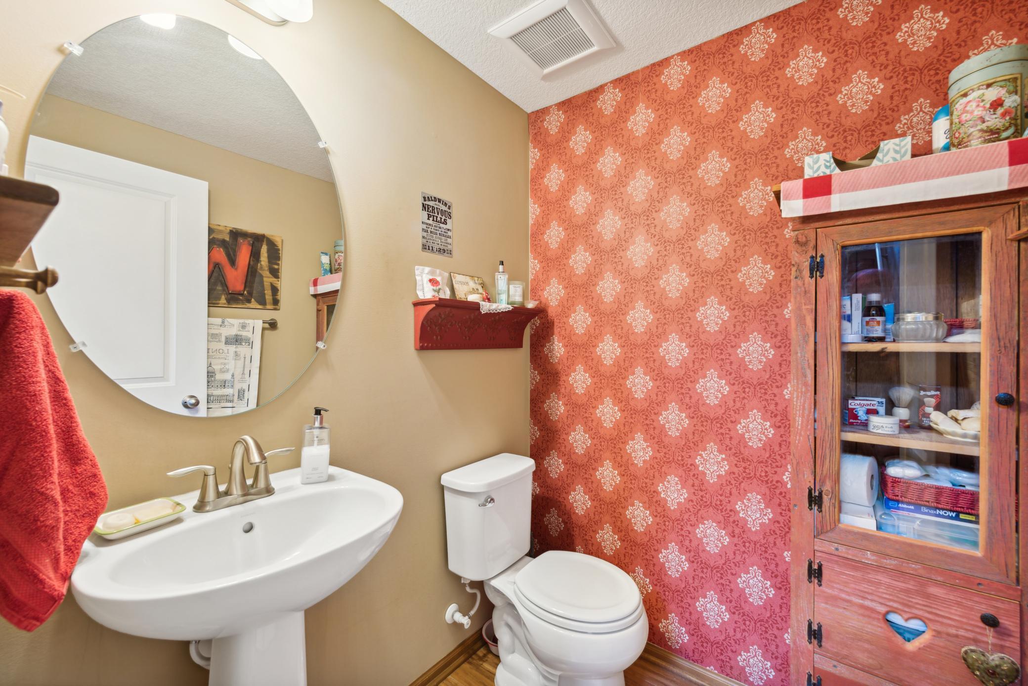 1806 Colonial Lane Unit: 4