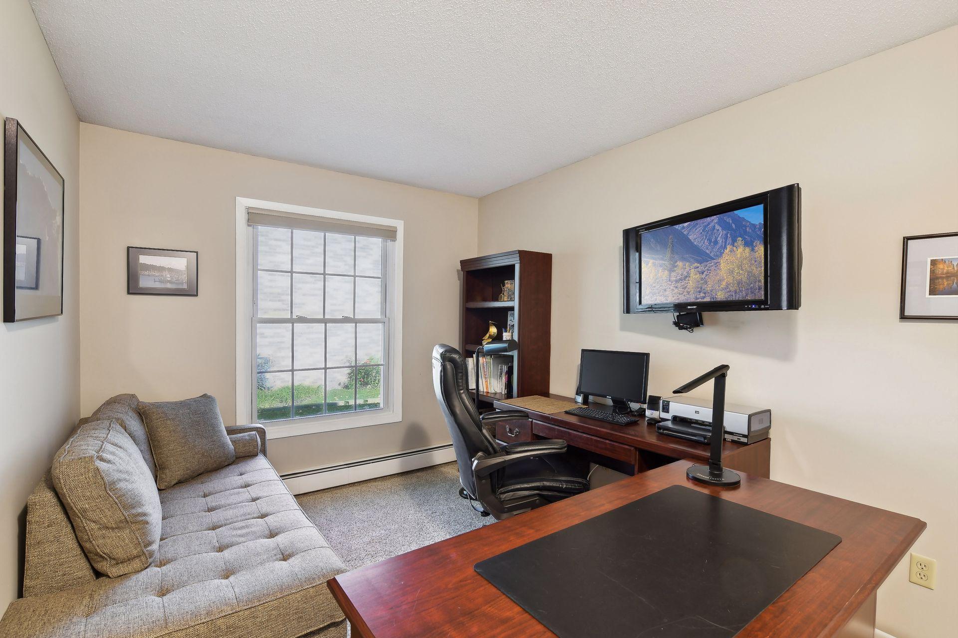 4636 Cedar Lake Road S Unit: 2