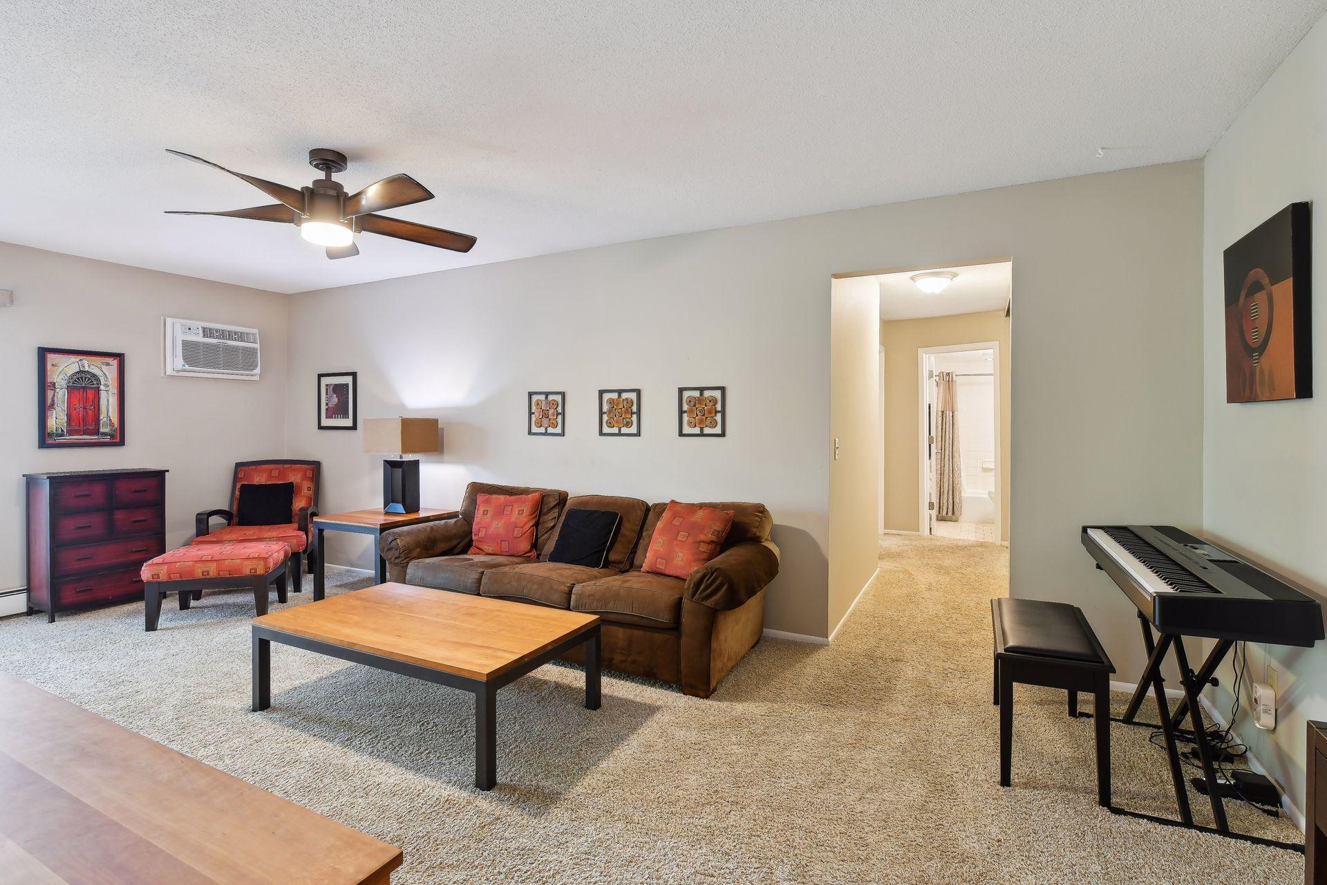 4636 Cedar Lake Road S Unit: 2