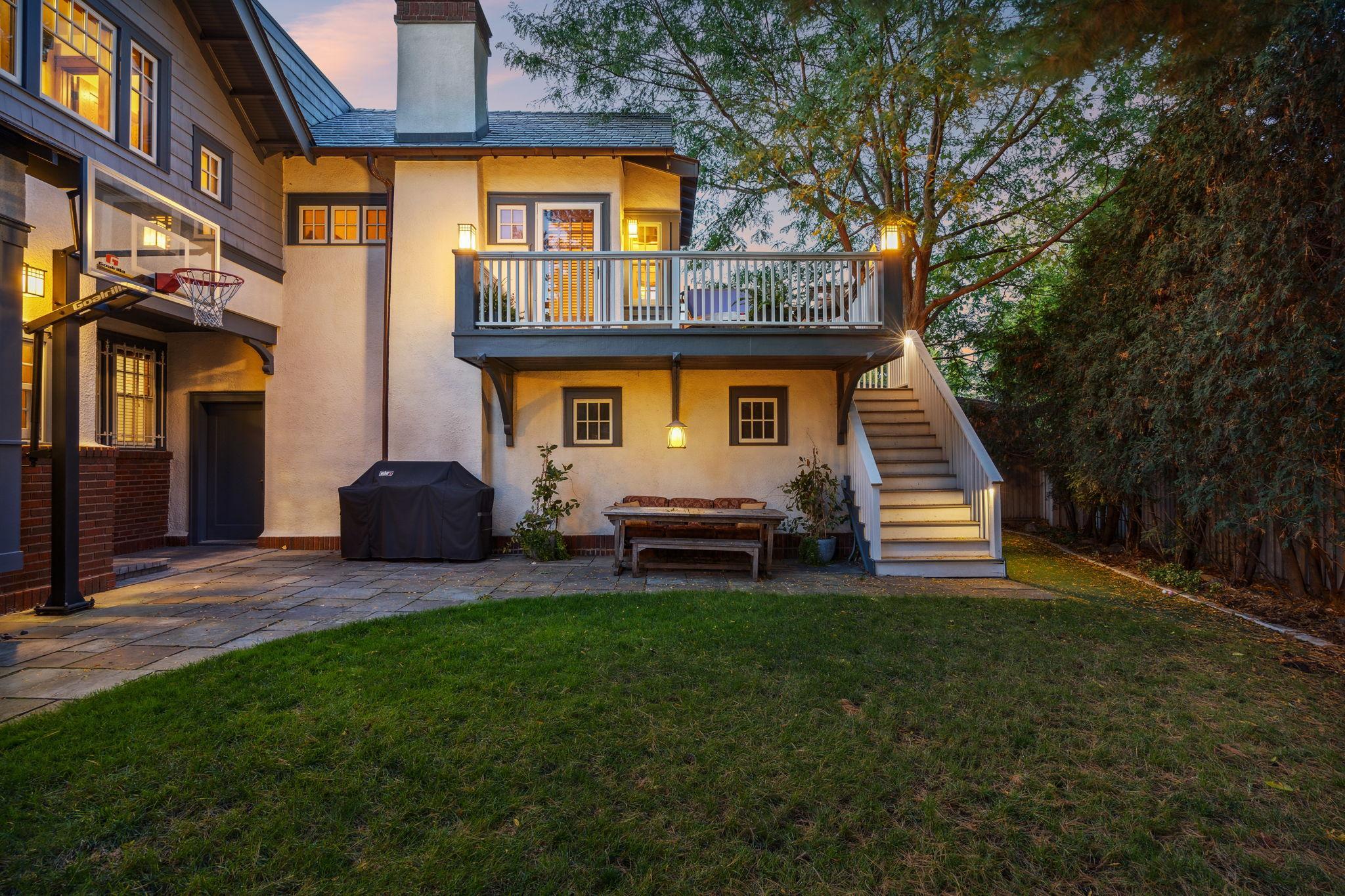 441 Oliver Avenue S
