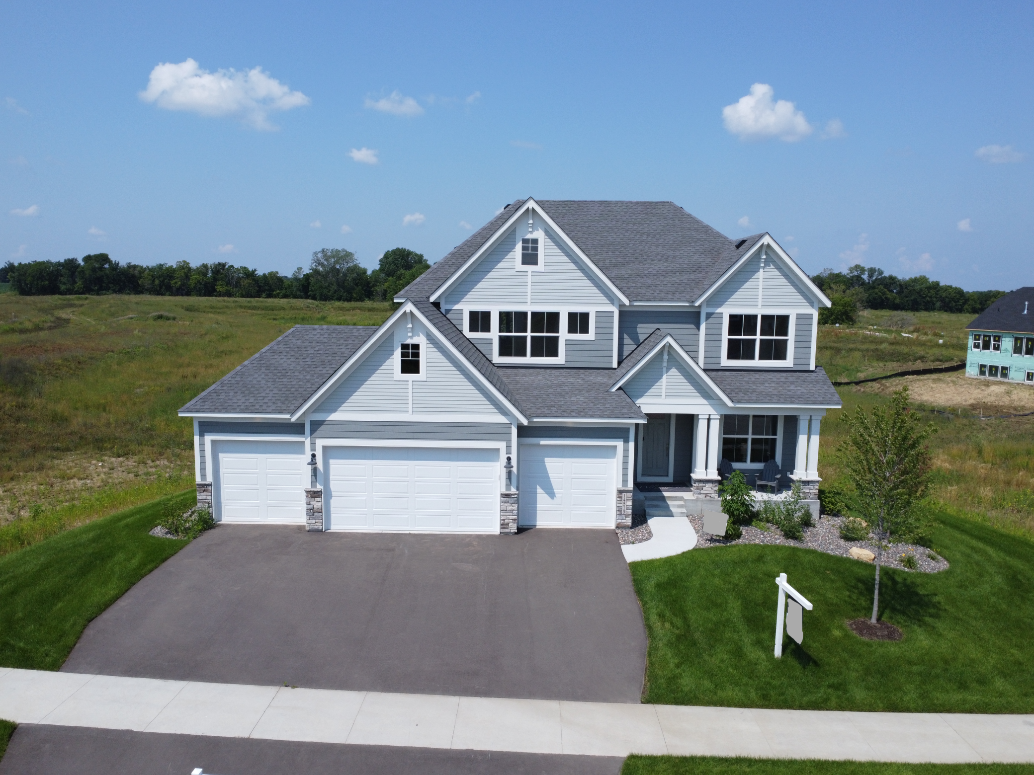 14519 Kingsview Lane N