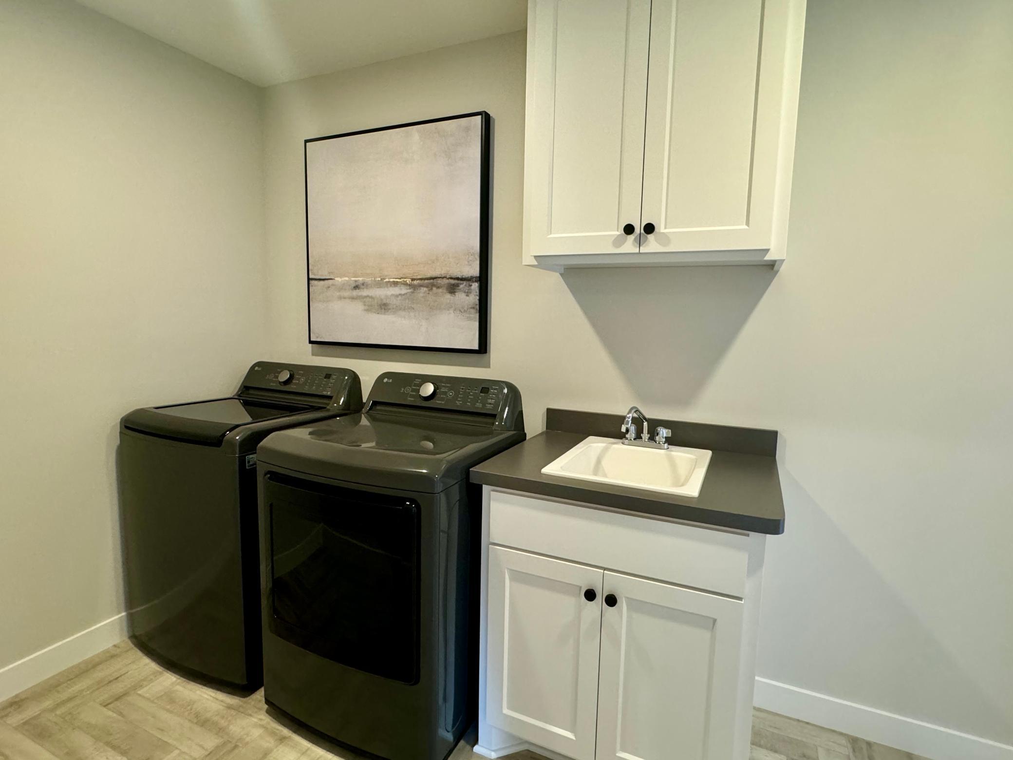 14519 Kingsview Lane N