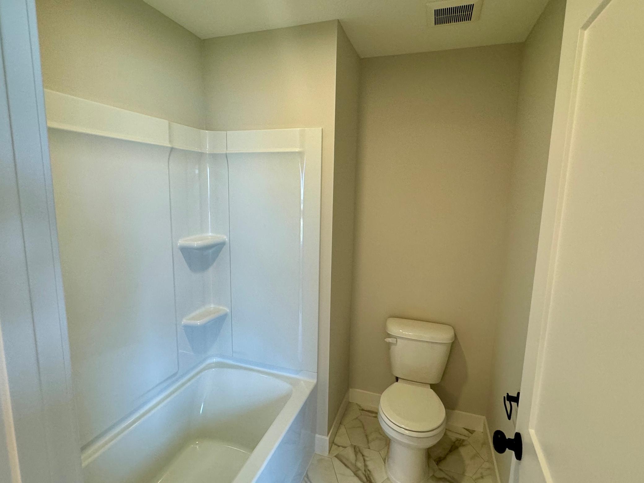 14519 Kingsview Lane N