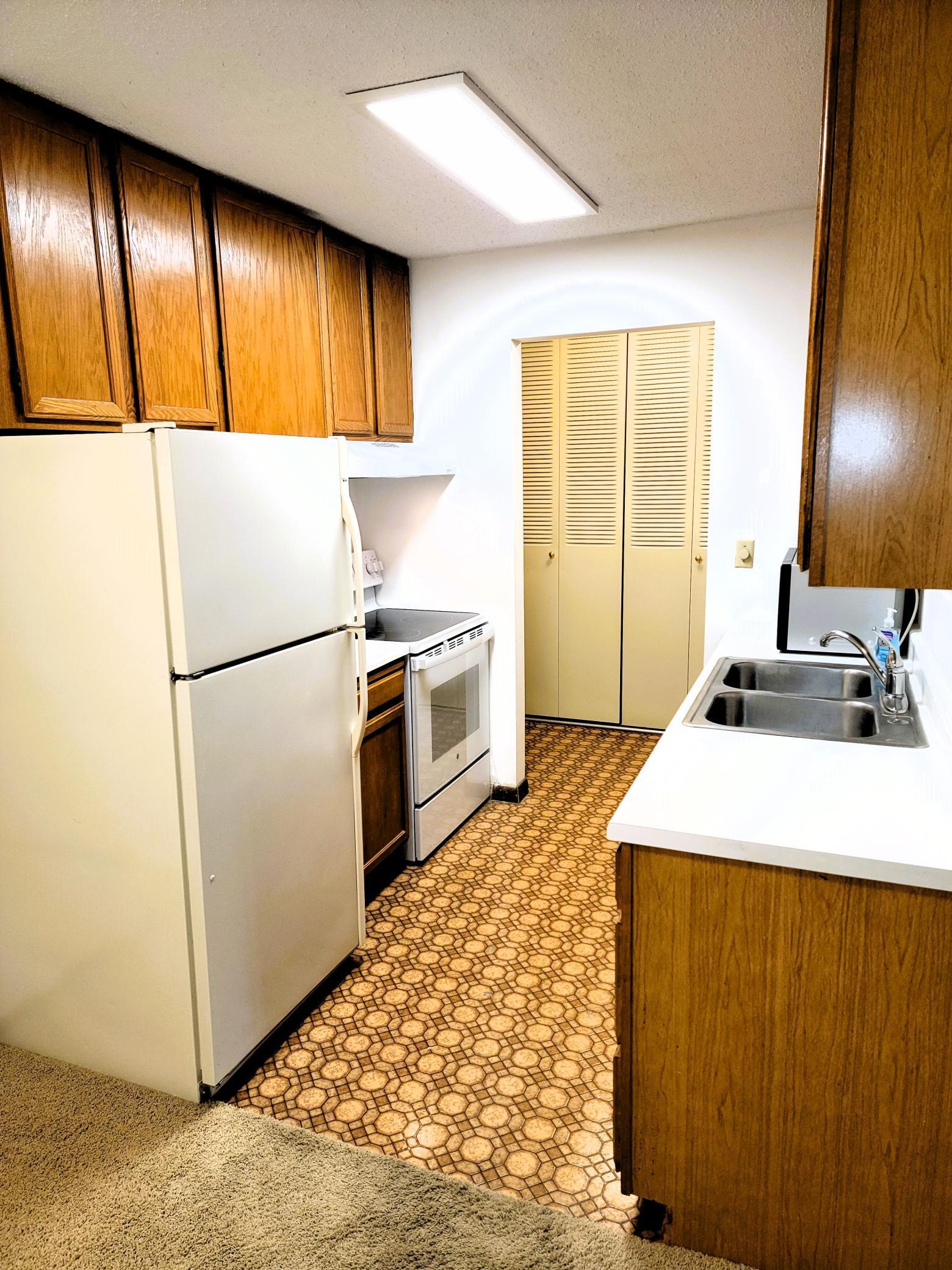 2801 Flag Avenue N Unit: 119
