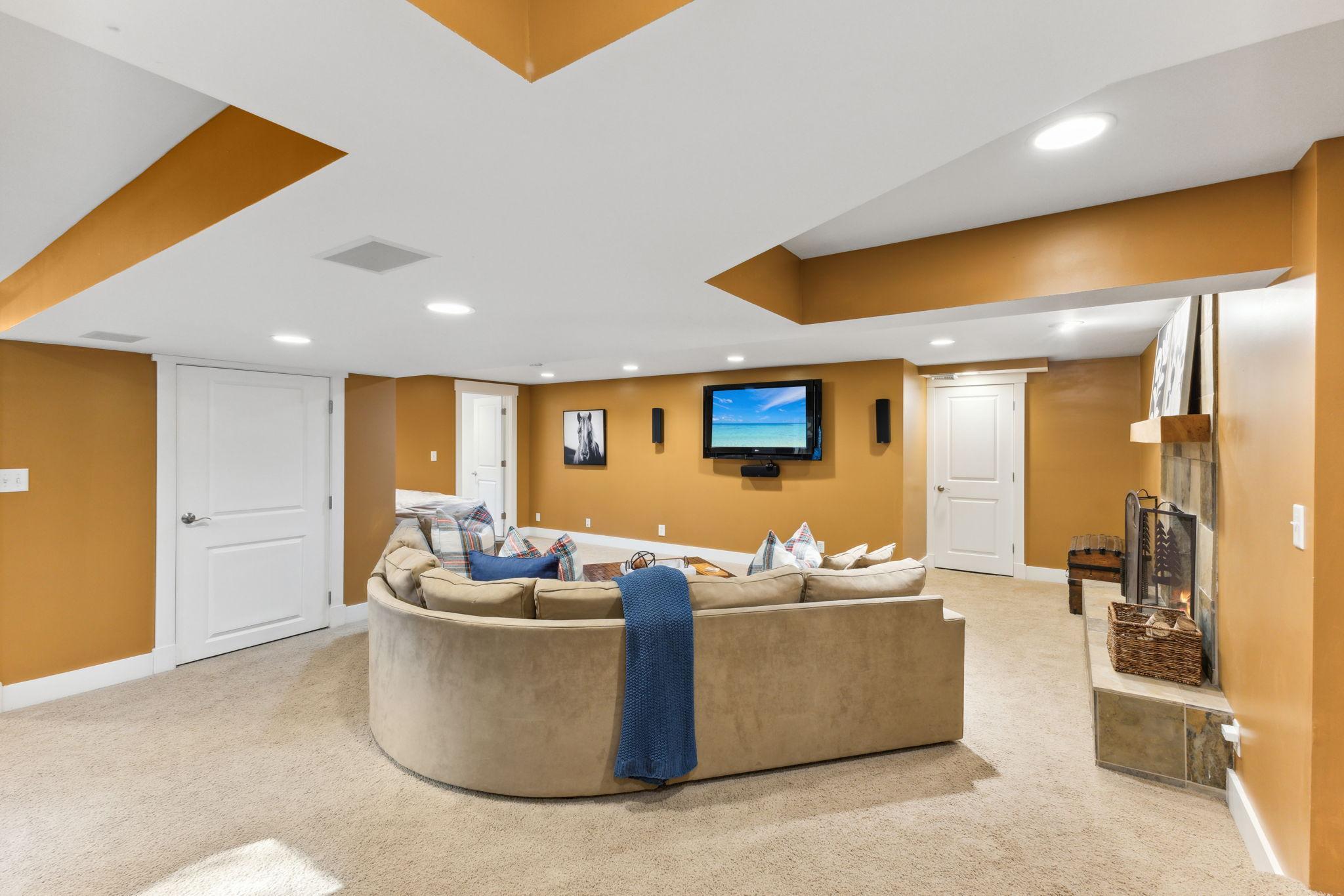 13511 Bellevue Drive
