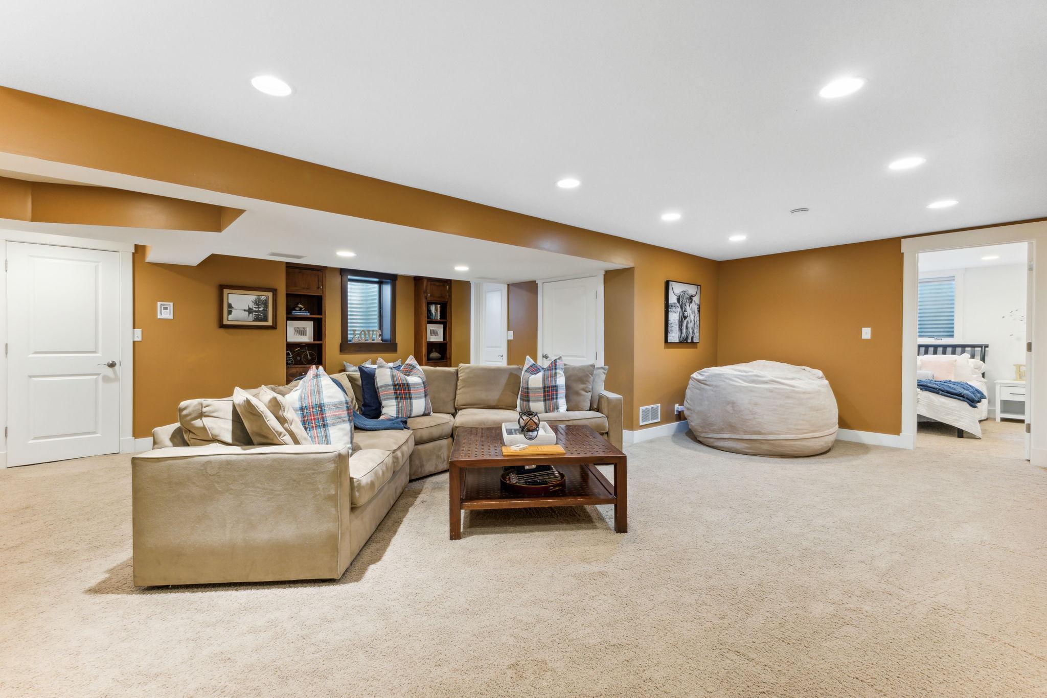 13511 Bellevue Drive