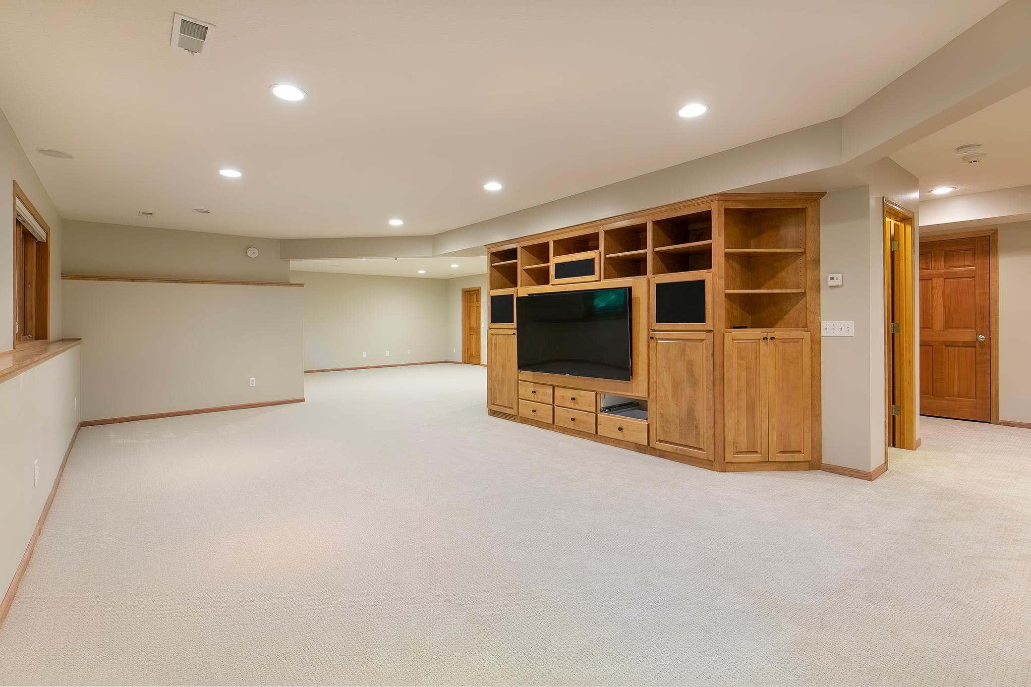 1010 Settlers Road