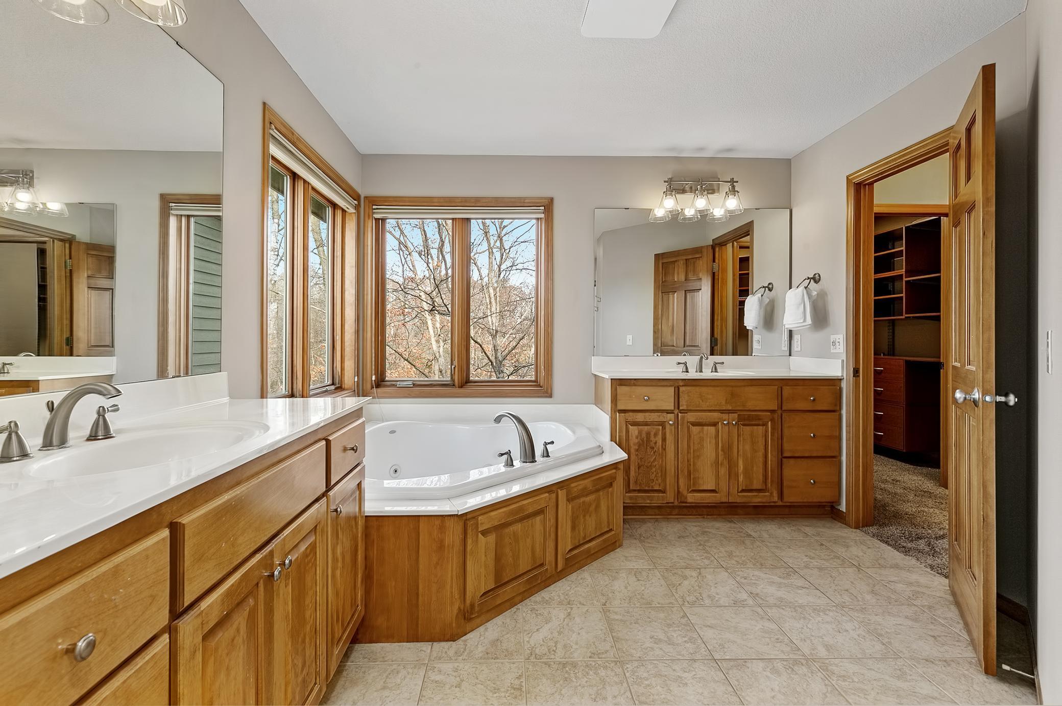 1010 Settlers Road