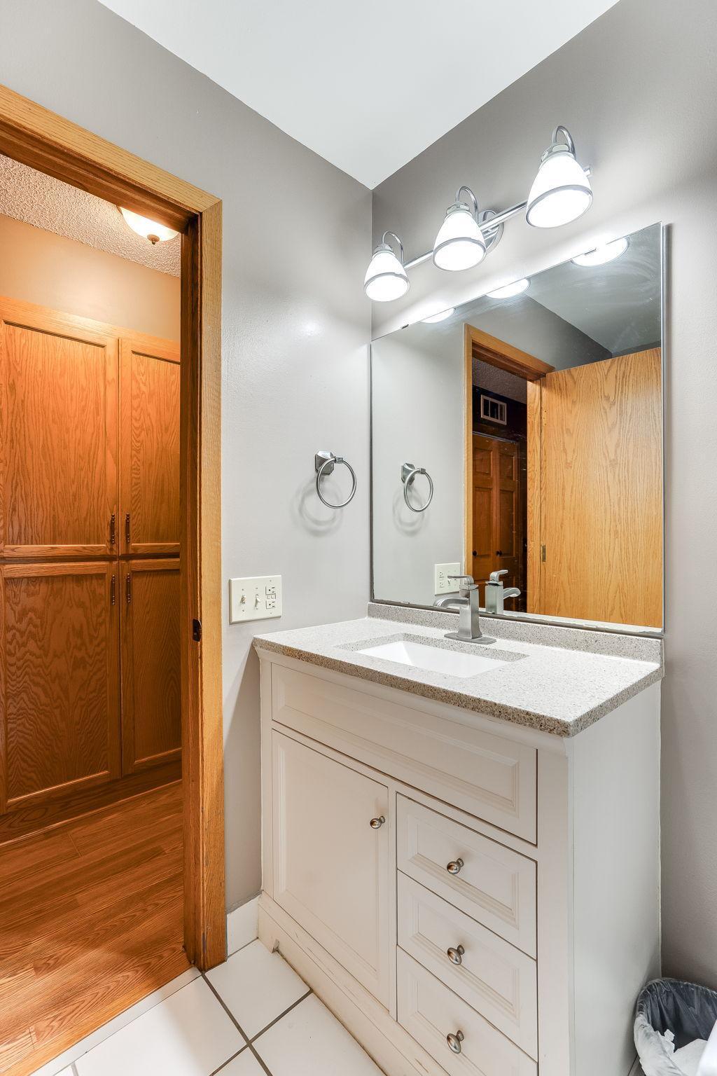 4360 Buckingham Court Unit: 1504