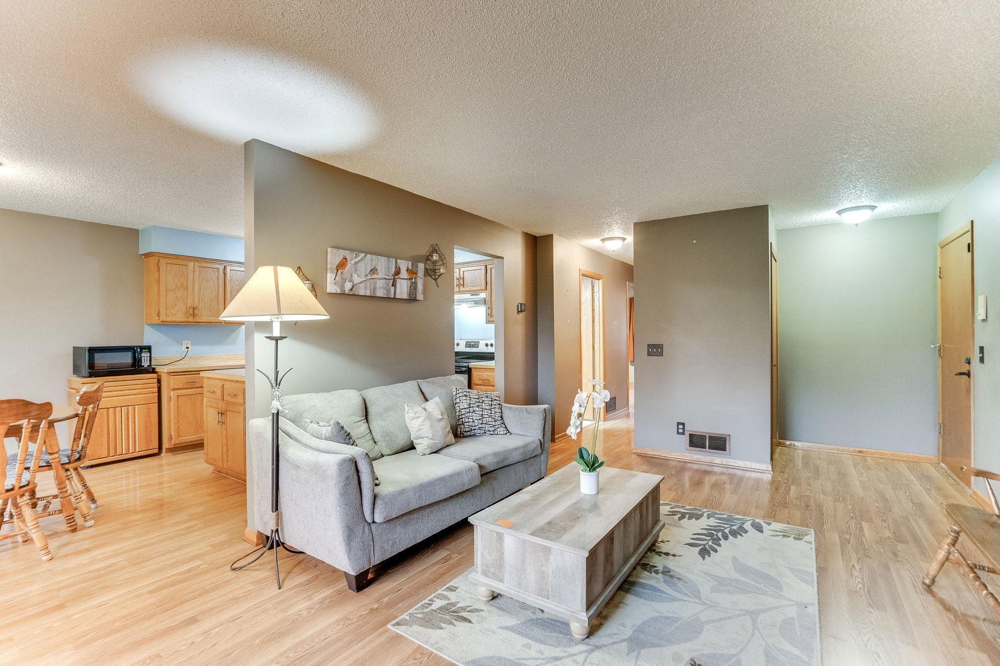 4360 Buckingham Court Unit: 1504