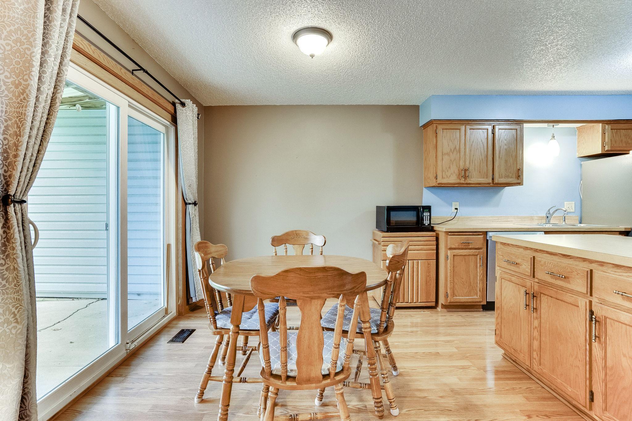 4360 Buckingham Court Unit: 1504