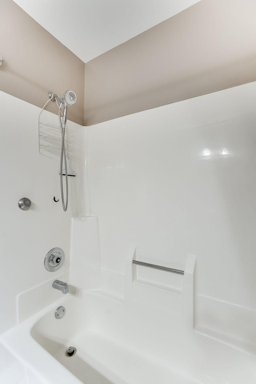 4360 Buckingham Court Unit: 1504