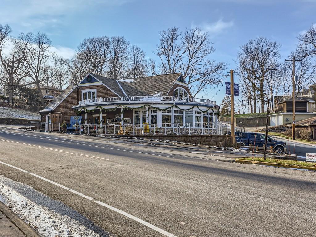 5117 Tuxedo Boulevard