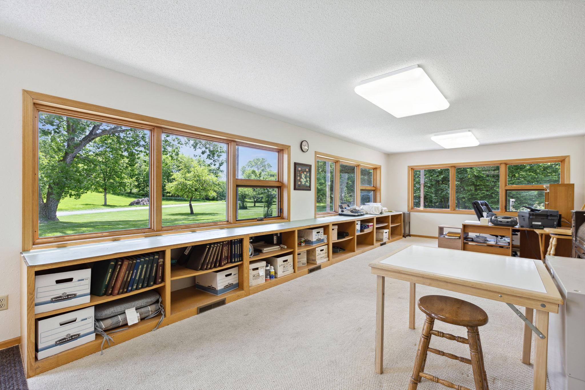 1562 Bolton Drive NW