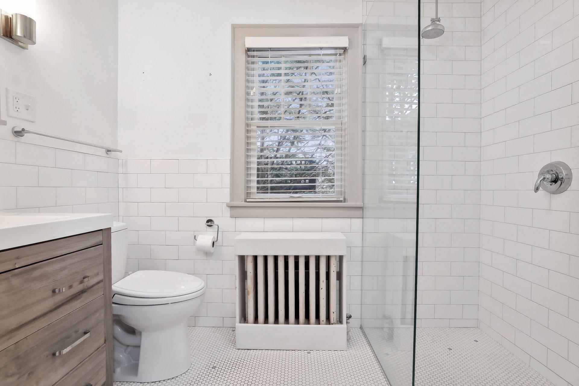 3110 W 44th Street Unit: 5