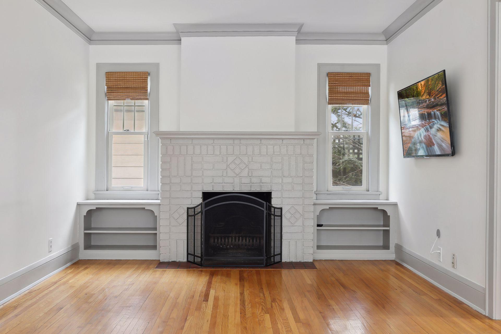 3110 W 44th Street Unit: 5