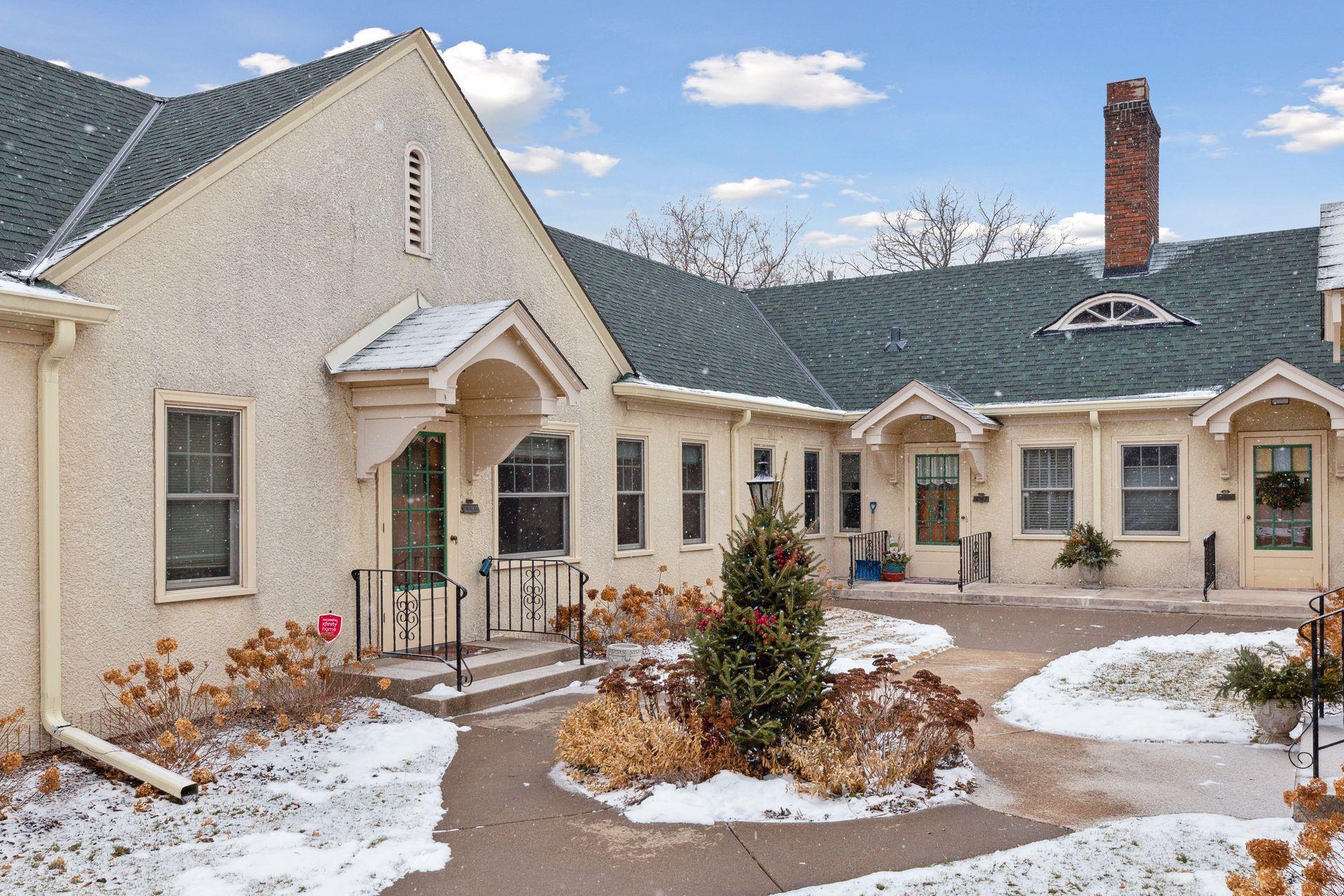 3110 W 44th Street Unit: 5