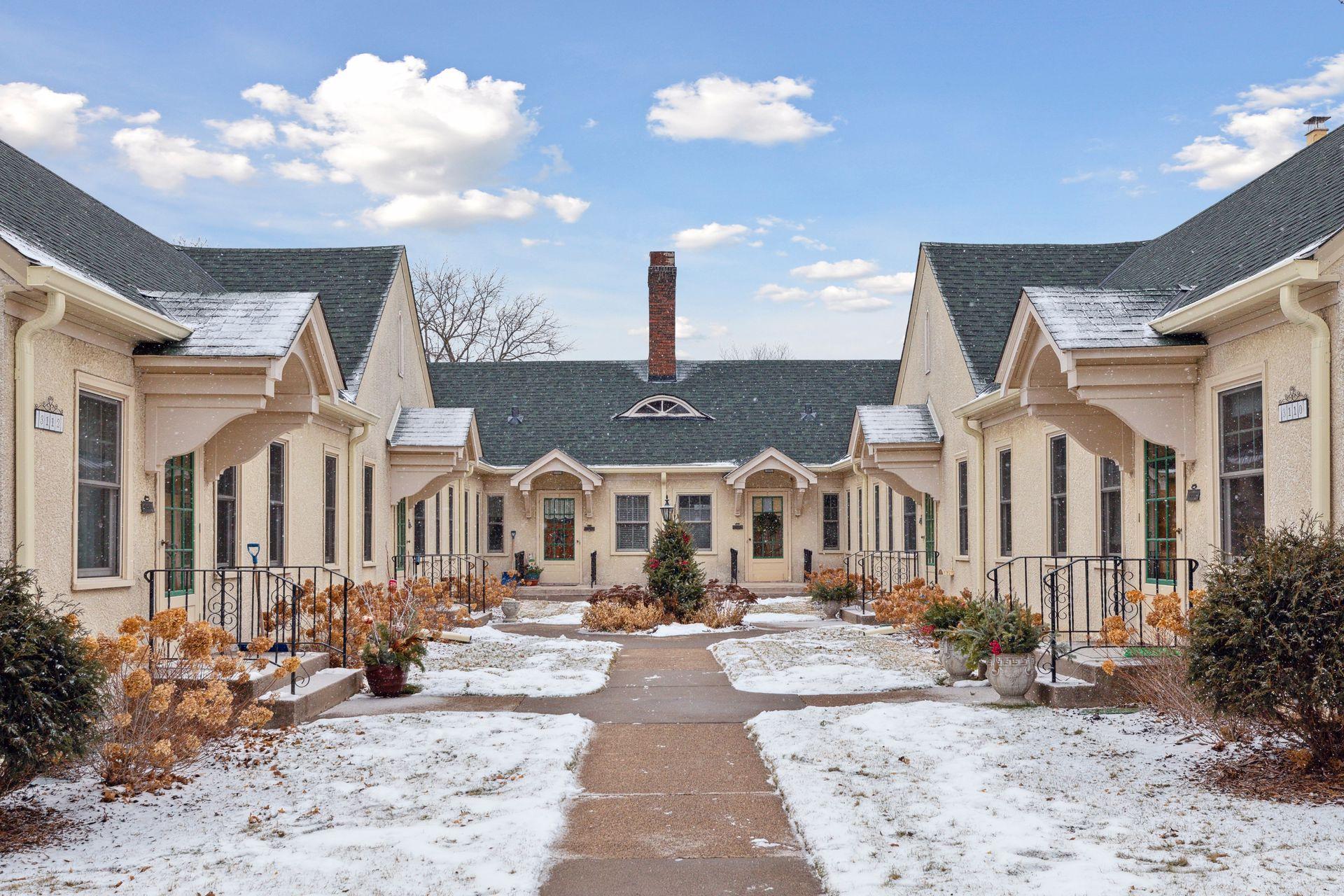 3110 W 44th Street Unit: 5