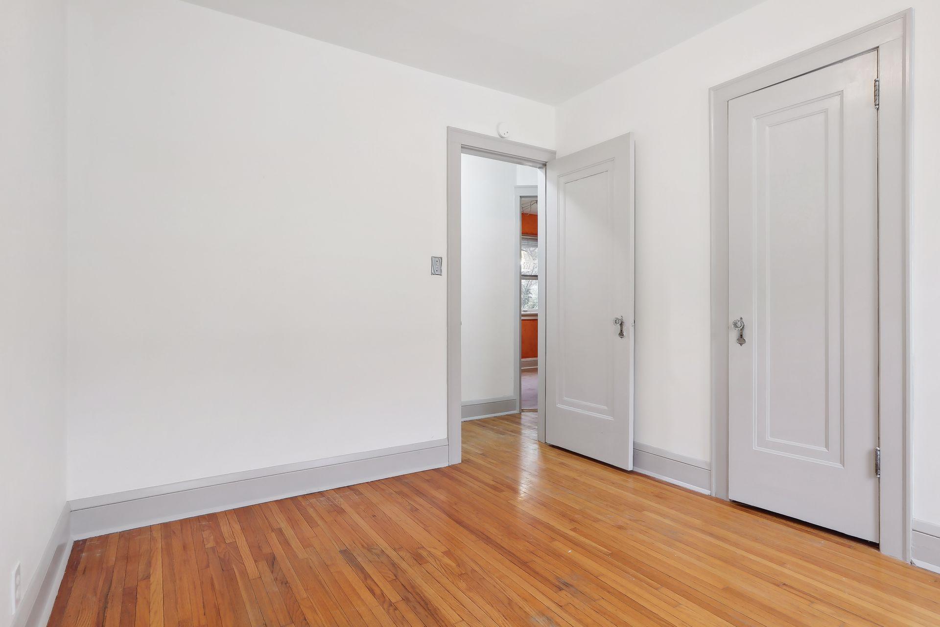 3110 W 44th Street Unit: 5