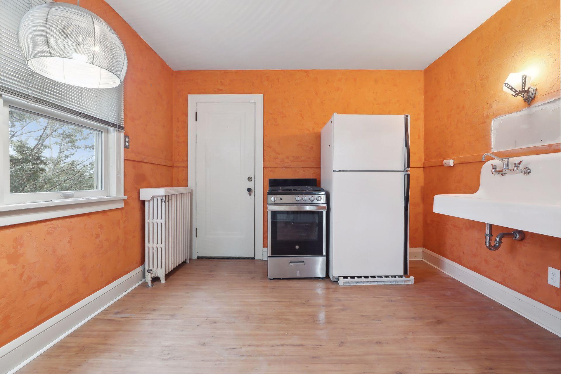 3110 W 44th Street Unit: 5