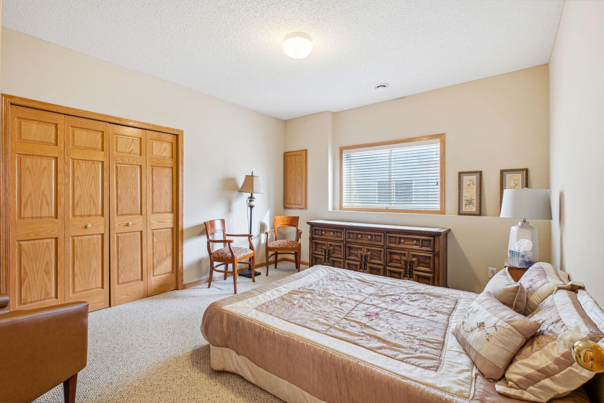 832 Woodduck Drive