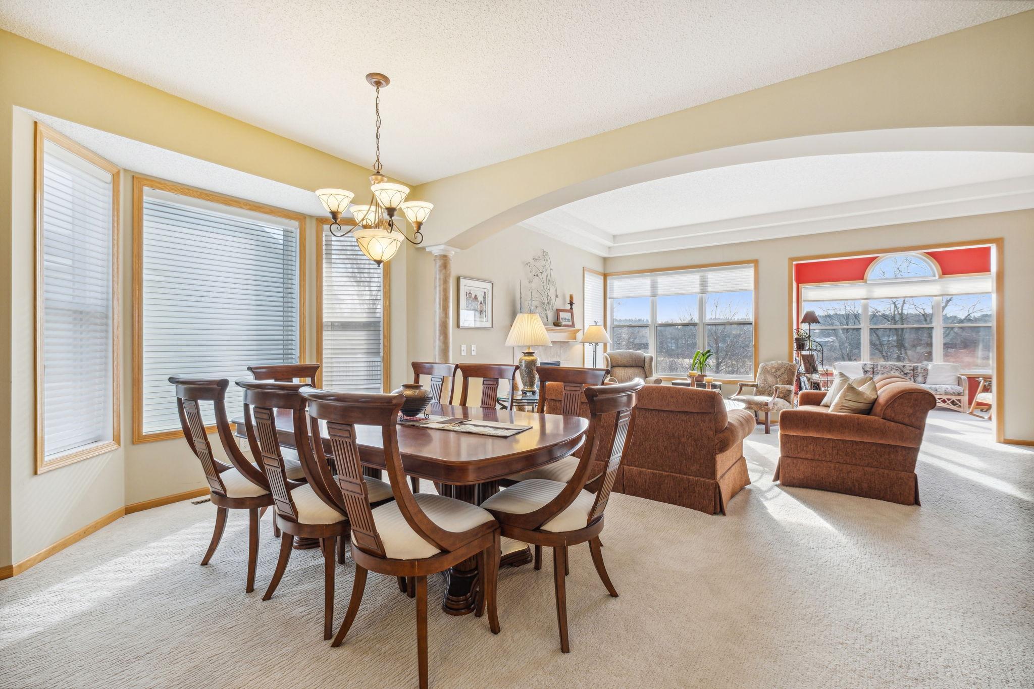 832 Woodduck Drive