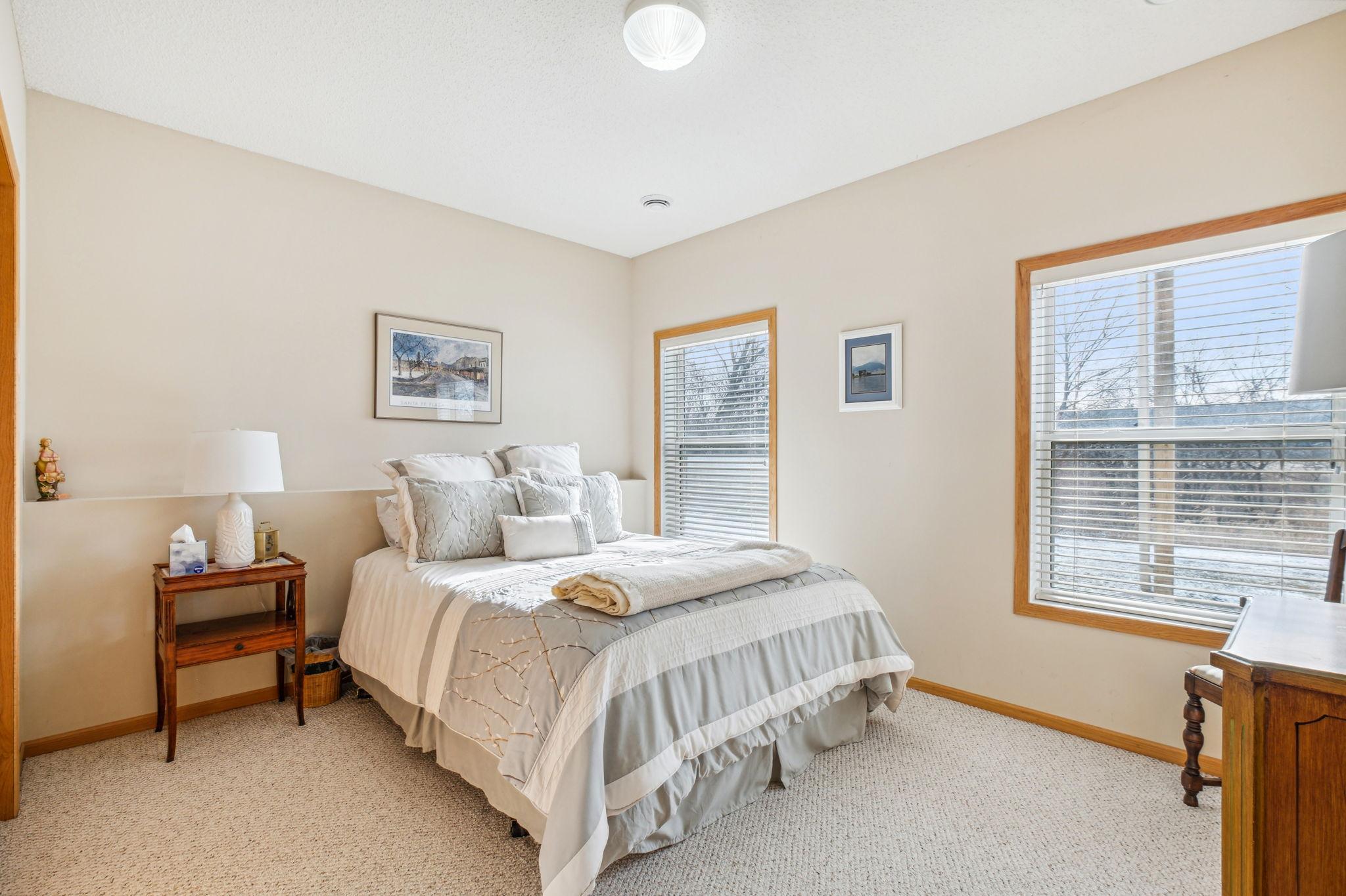 832 Woodduck Drive