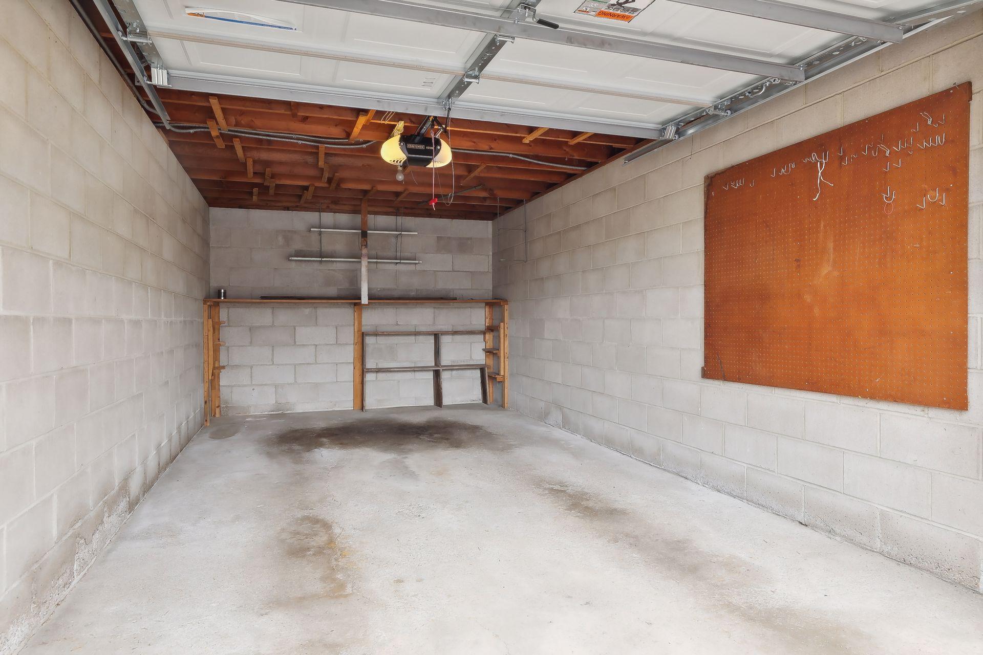 7000 Sandell Avenue Unit: 10