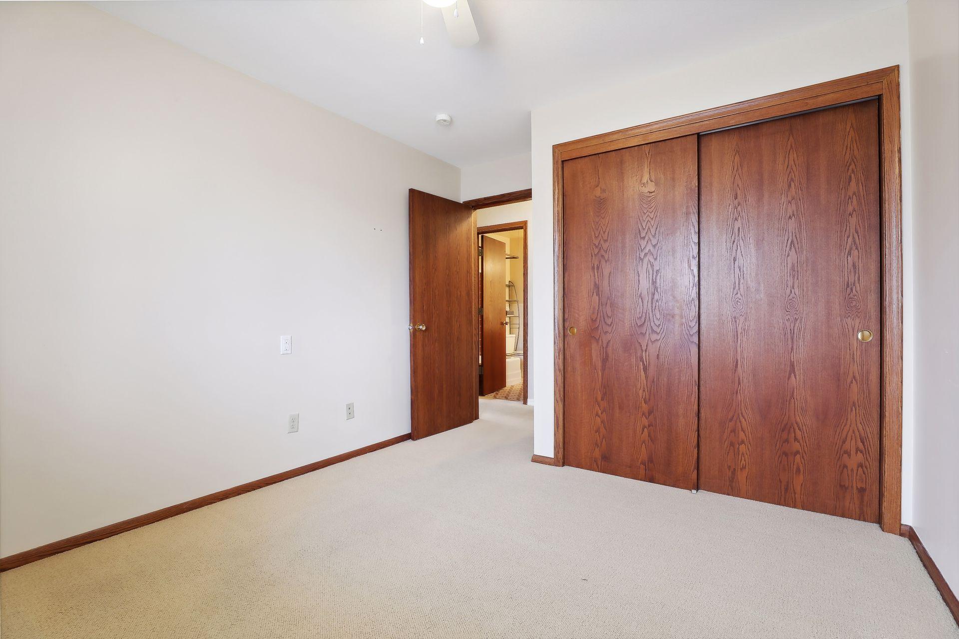7000 Sandell Avenue Unit: 10