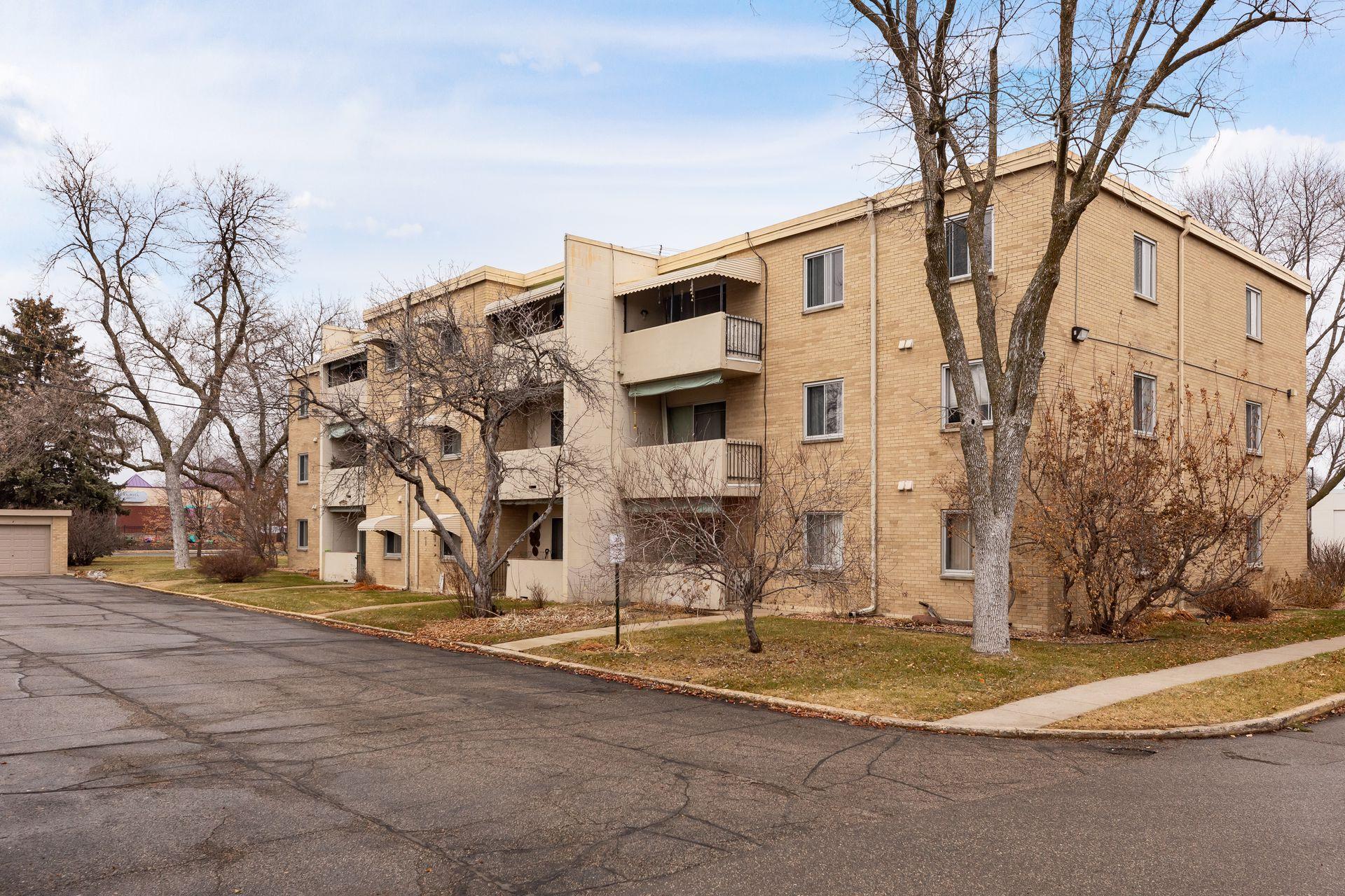 7000 Sandell Avenue Unit: 10