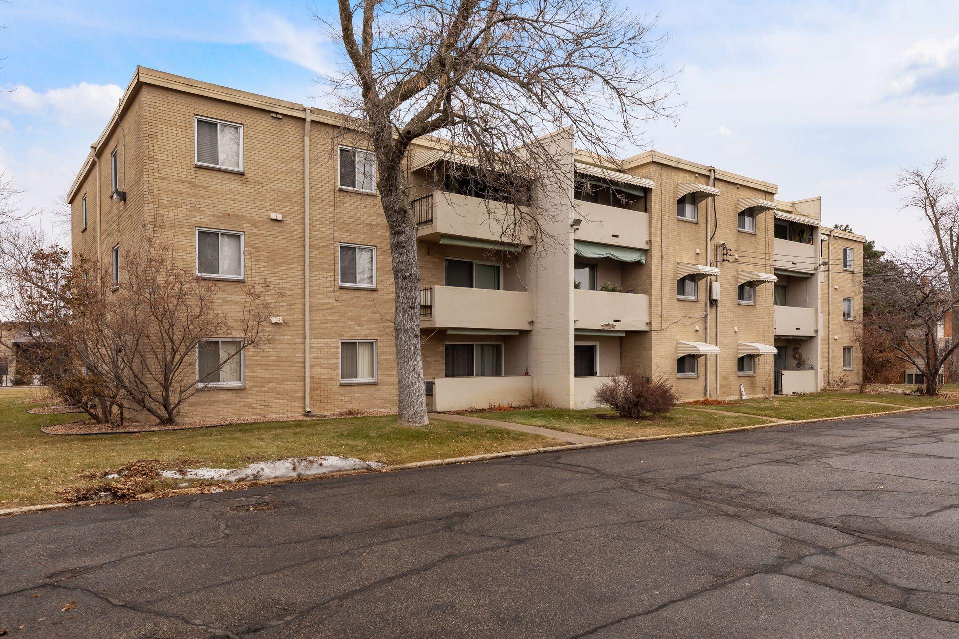 7000 Sandell Avenue Unit: 10