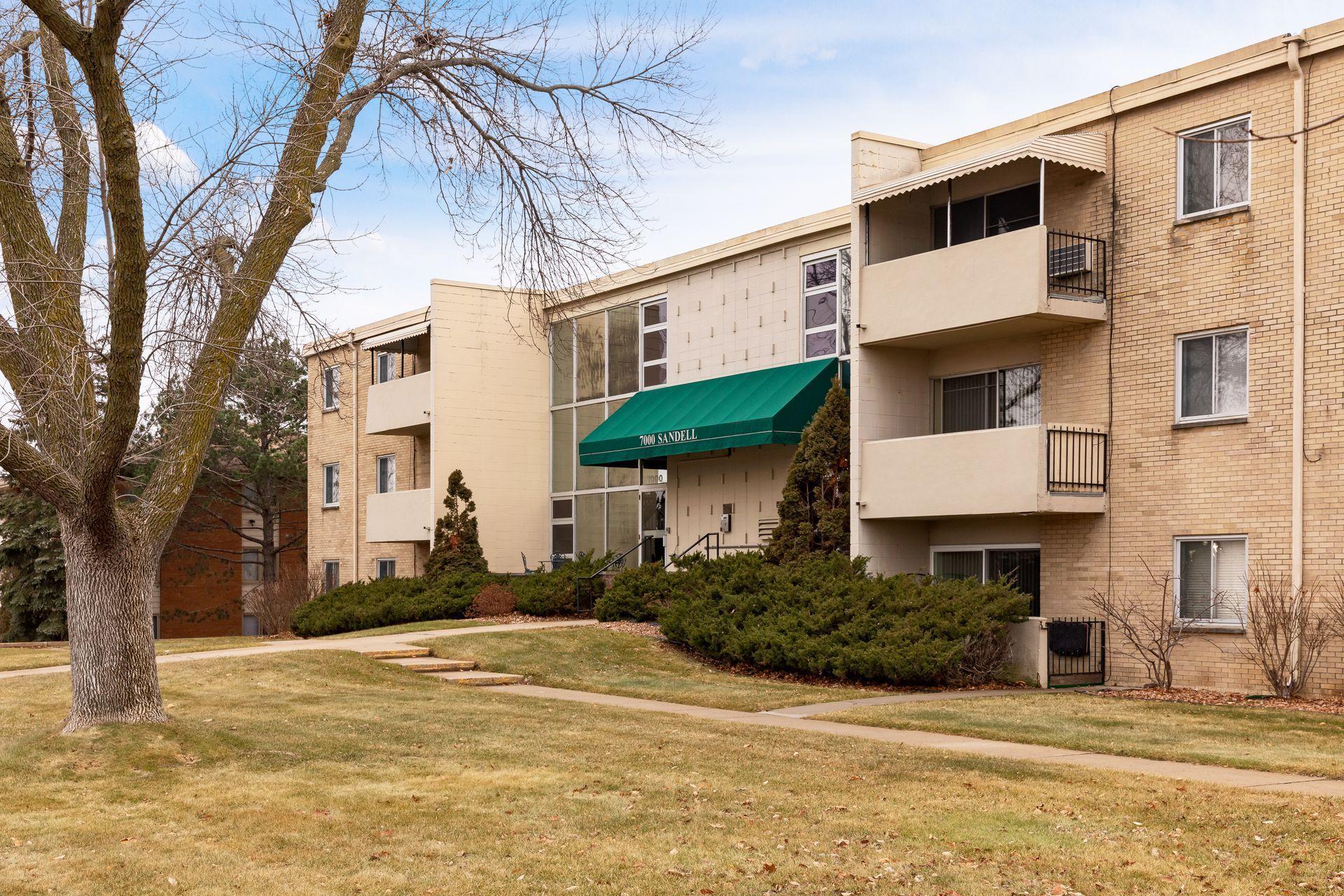 7000 Sandell Avenue Unit: 10