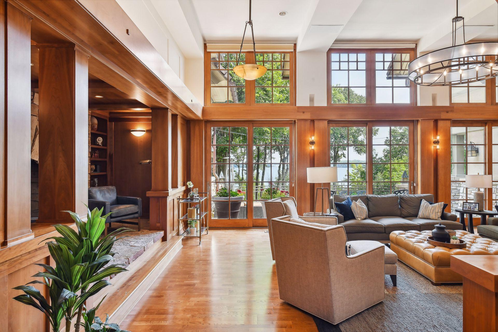 5860 Maple Forest