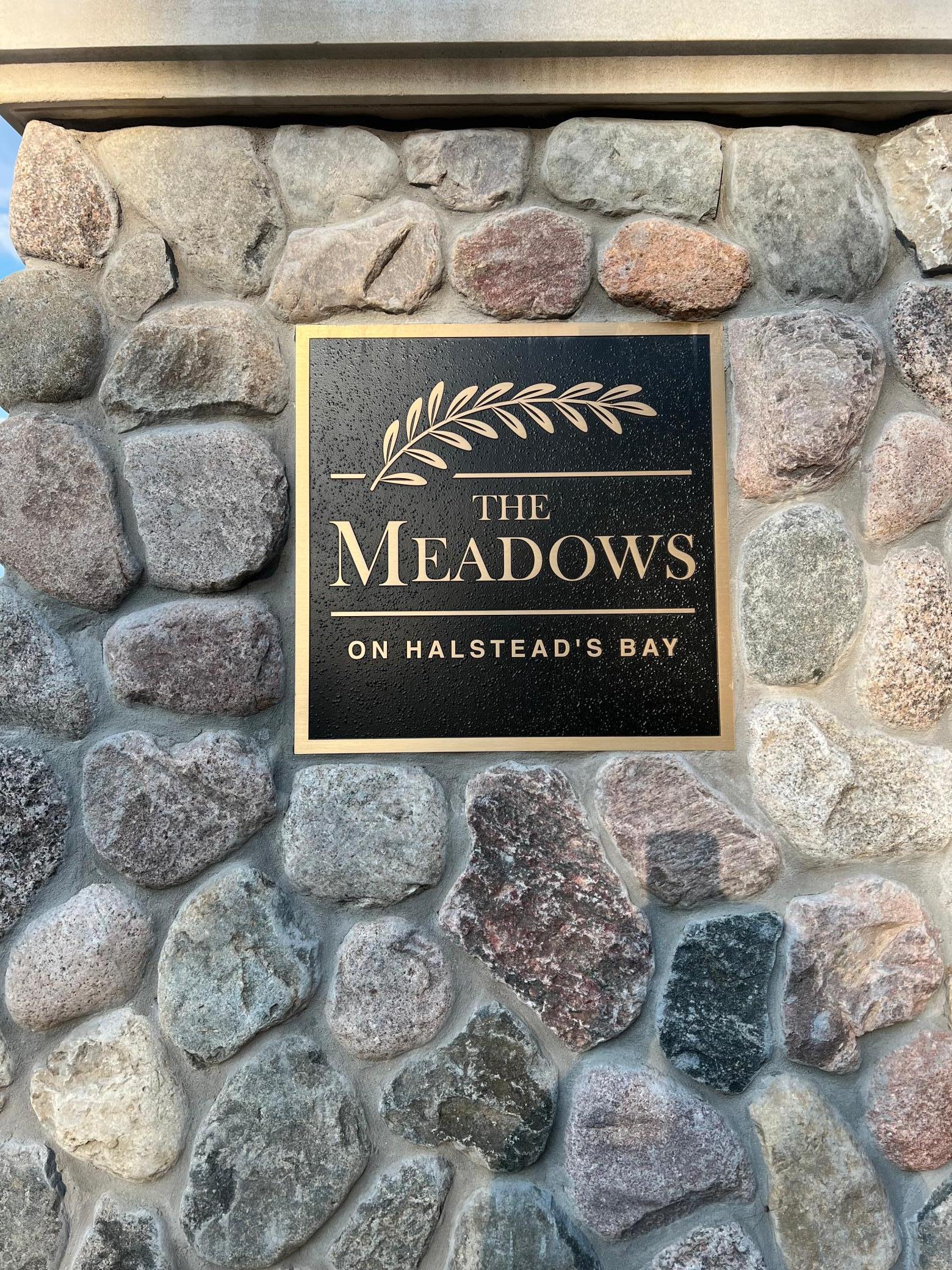 4525 Meadowview Lane