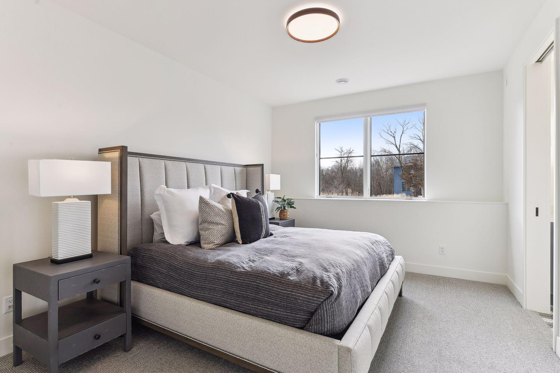 2910 Lillian Lane