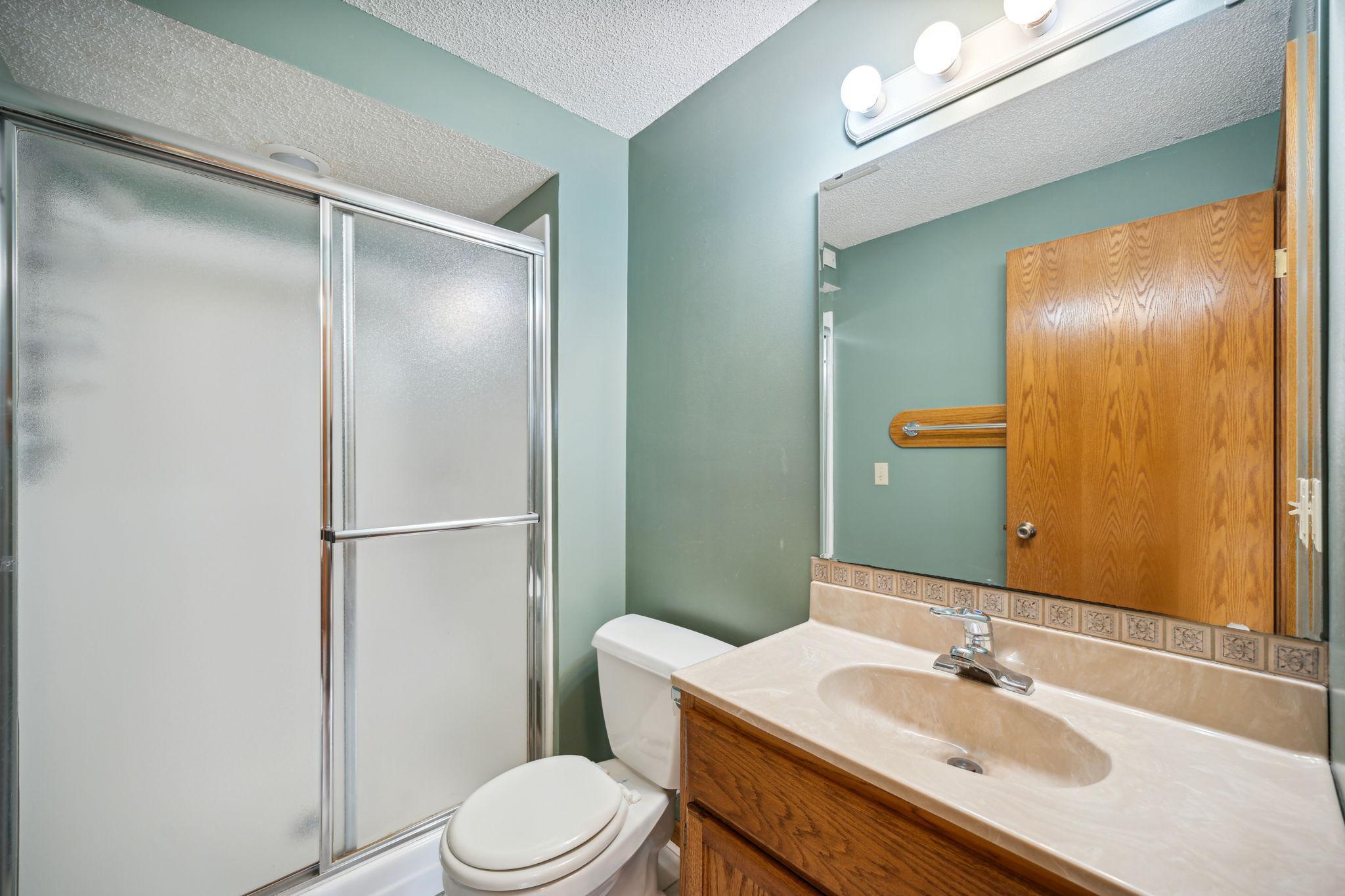 16367 Goodview Trail
