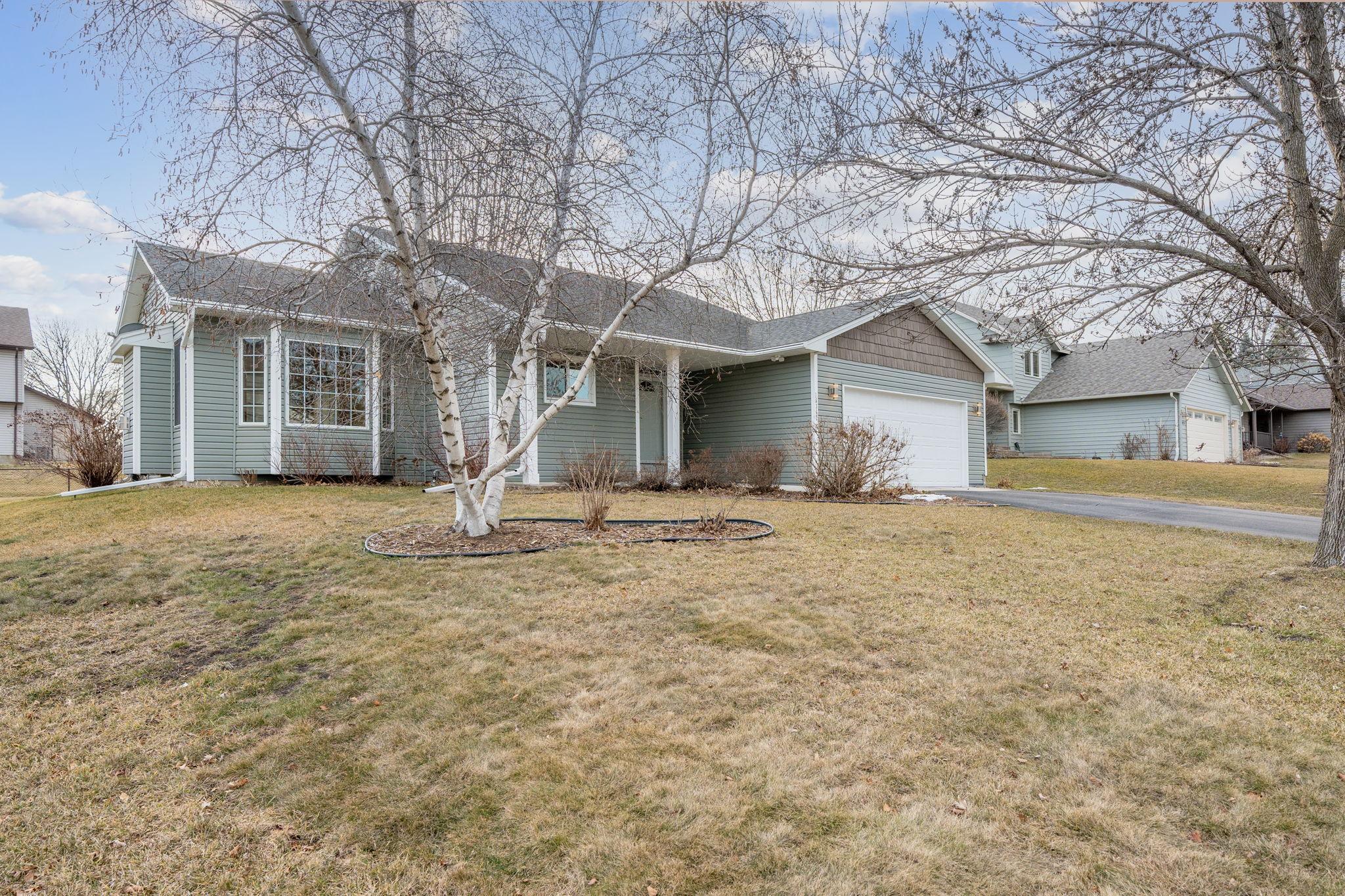 16367 Goodview Trail