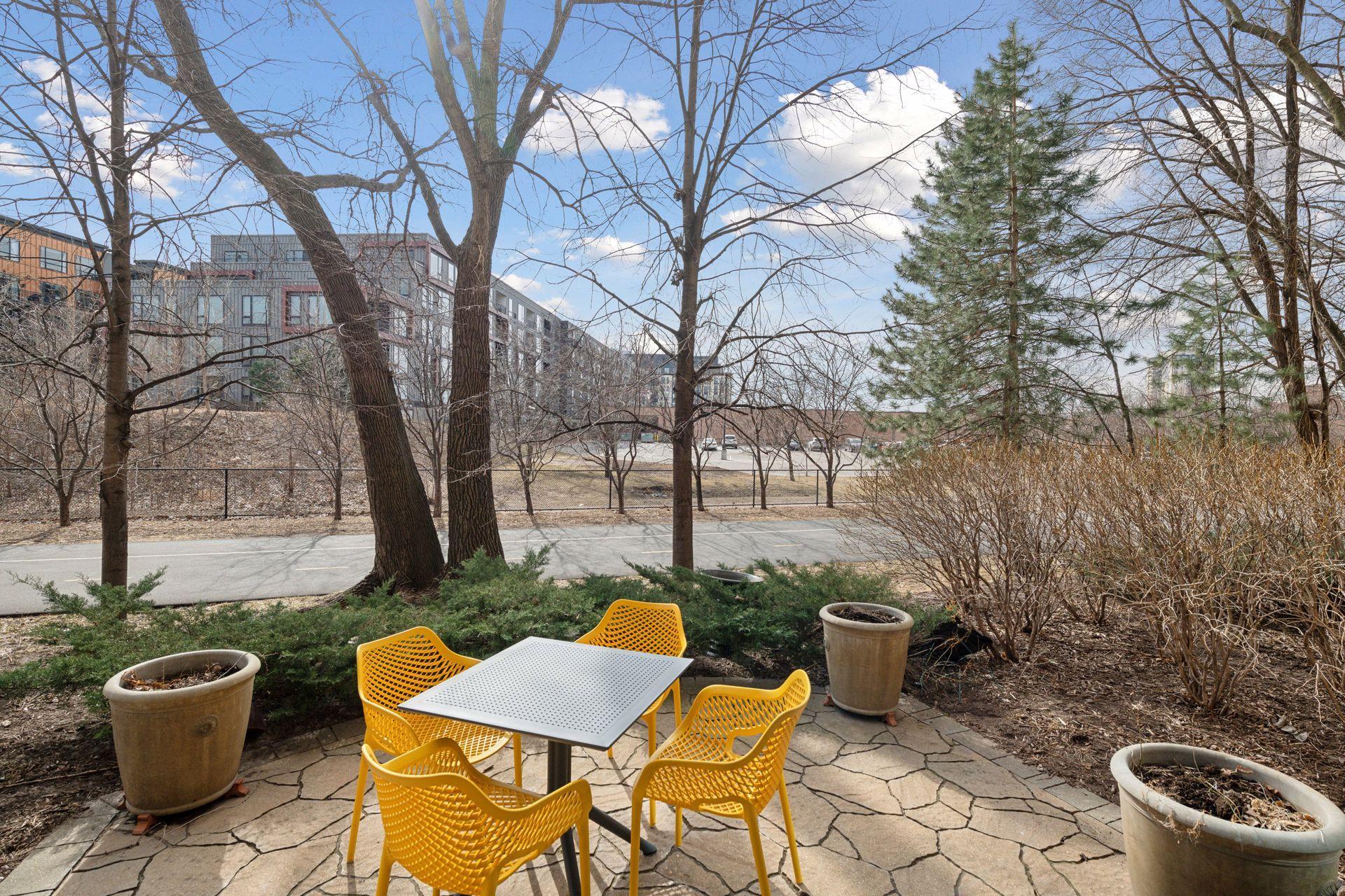 3141 Dean Court Unit: 106