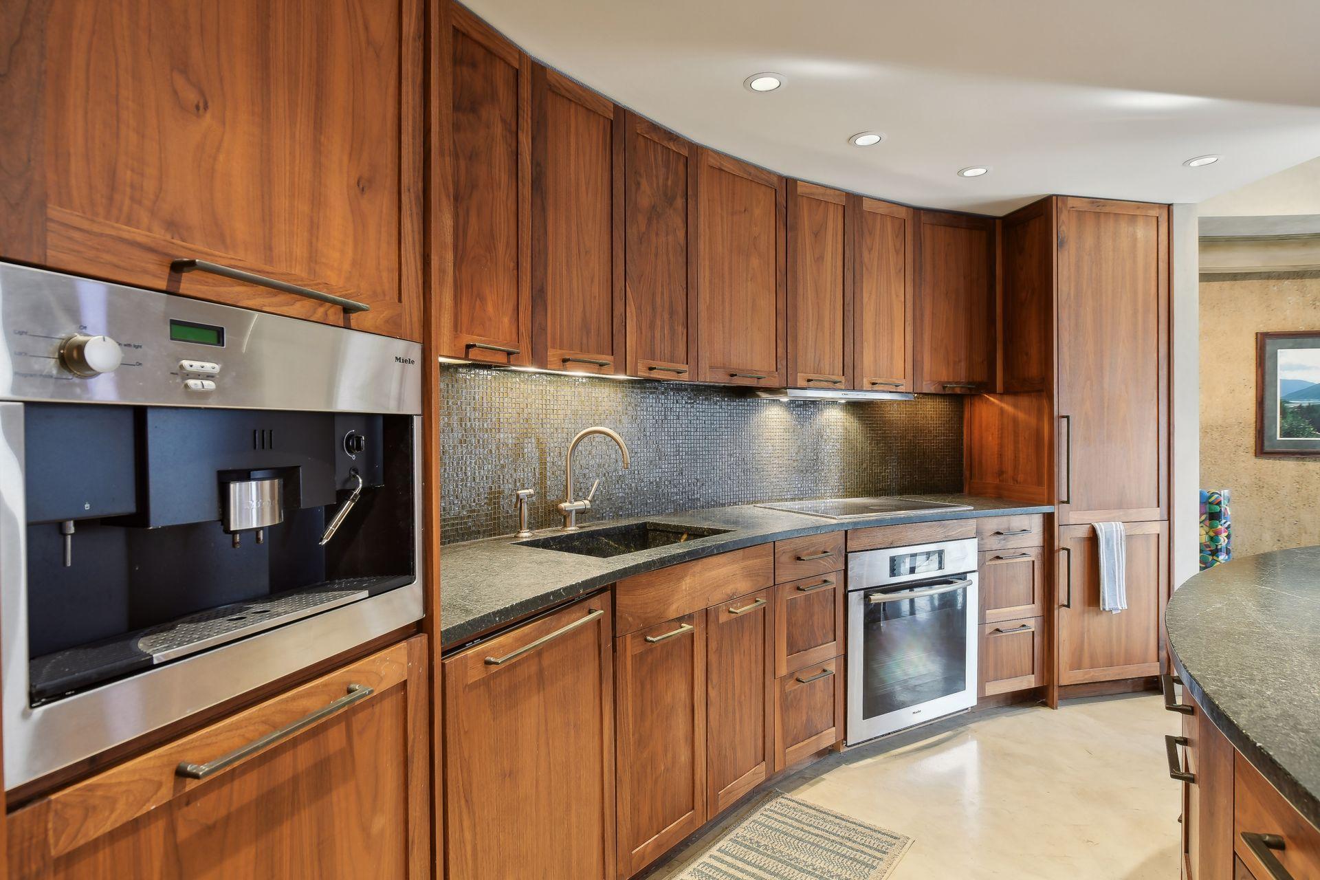 3141 Dean Court Unit: 106