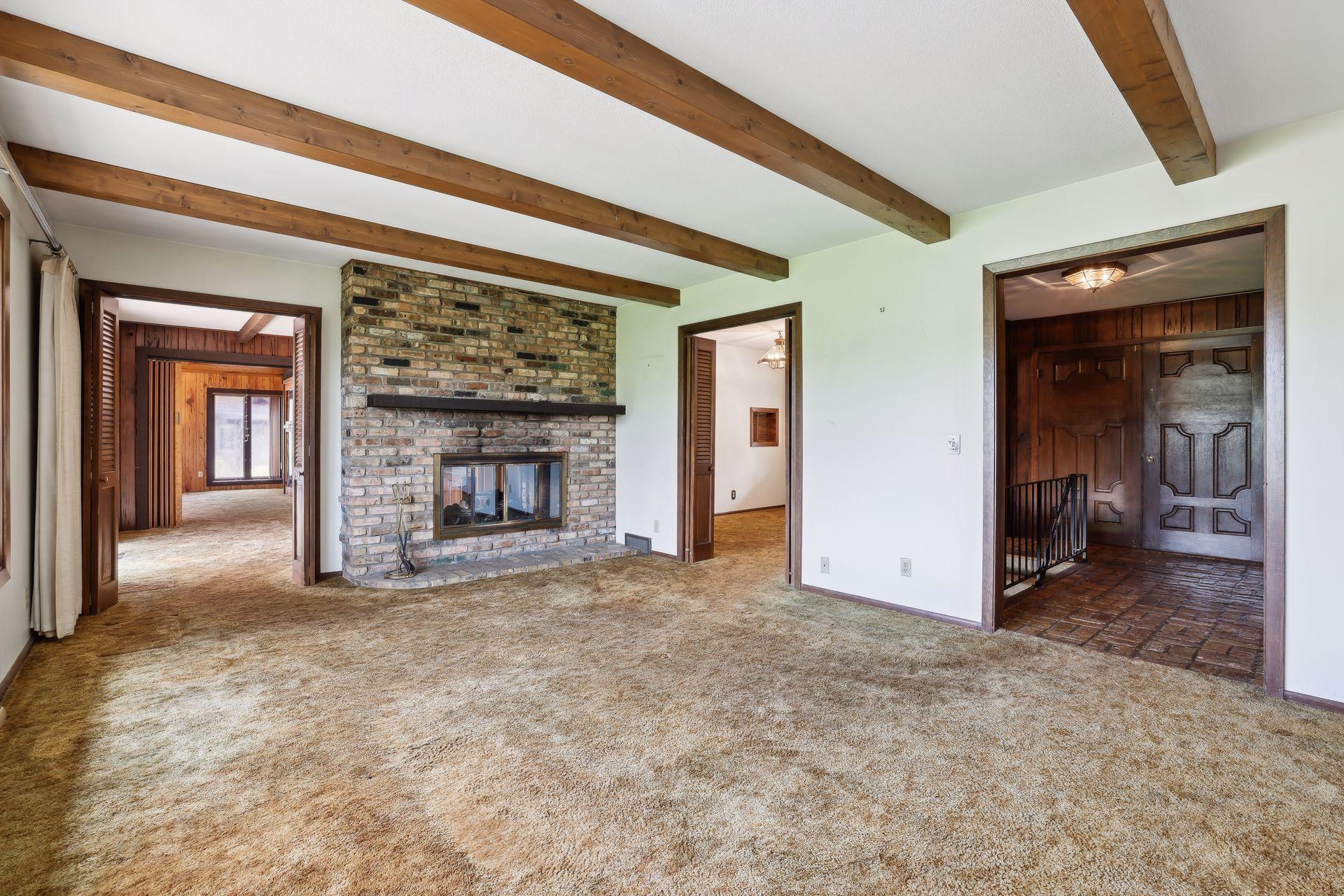 5415/5435 County Road 151