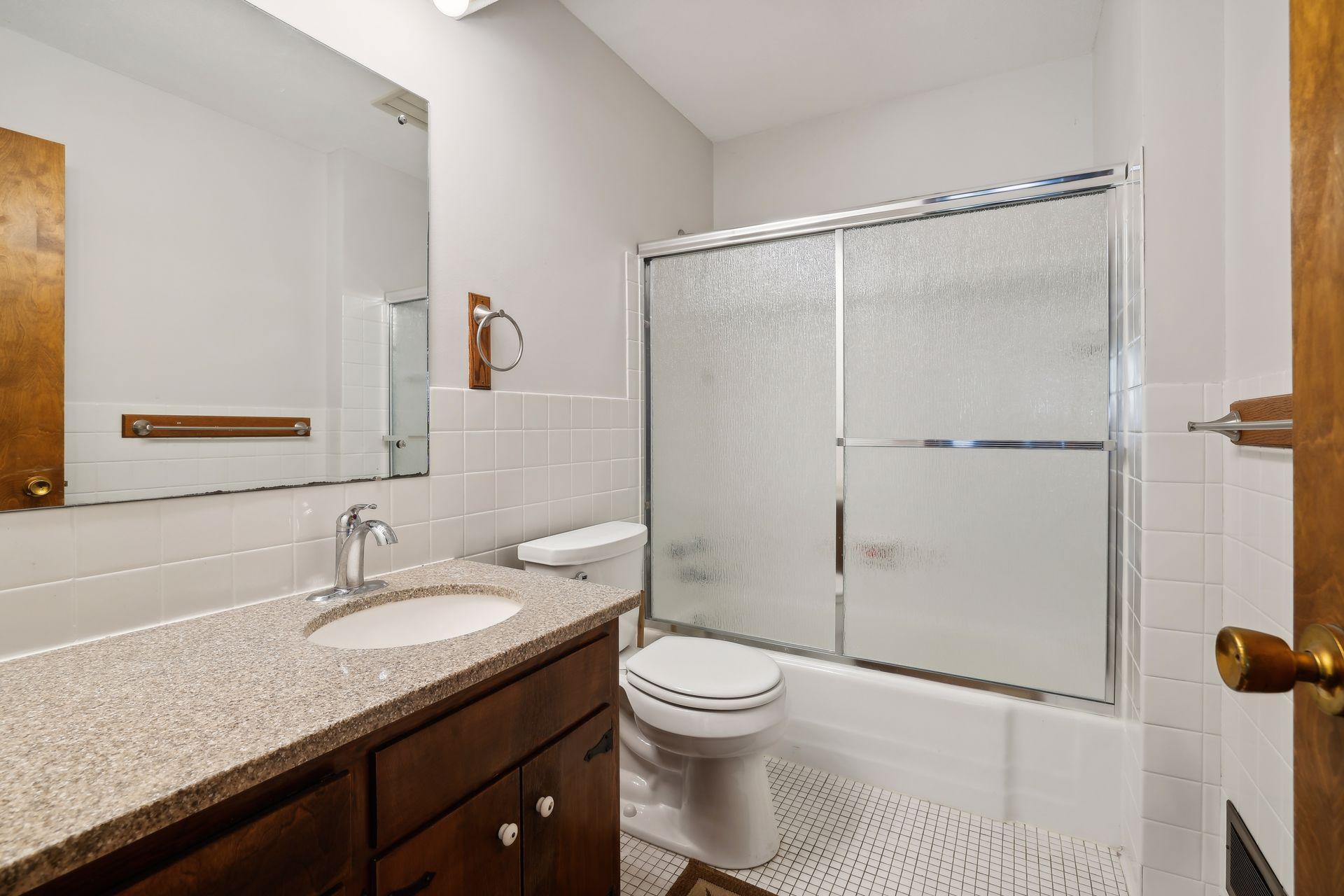 5415/5435 County Road 151