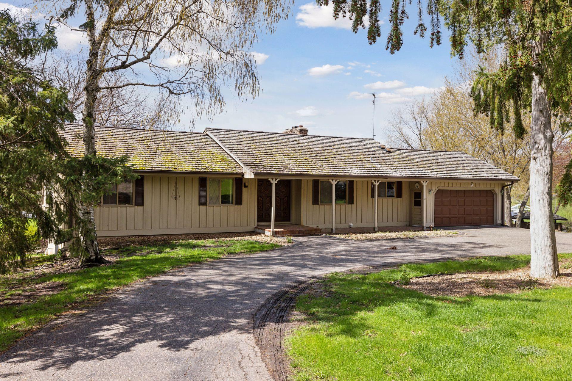 5415/5435 County Road 151