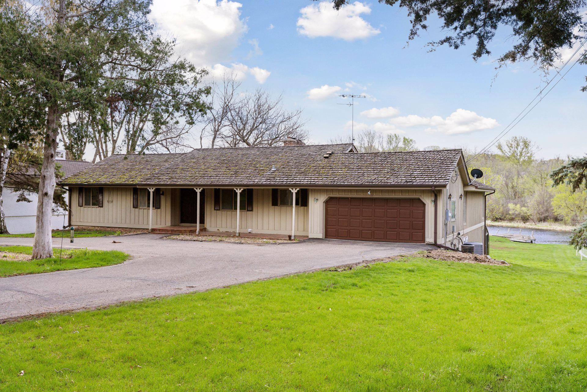 5415/5435 County Road 151