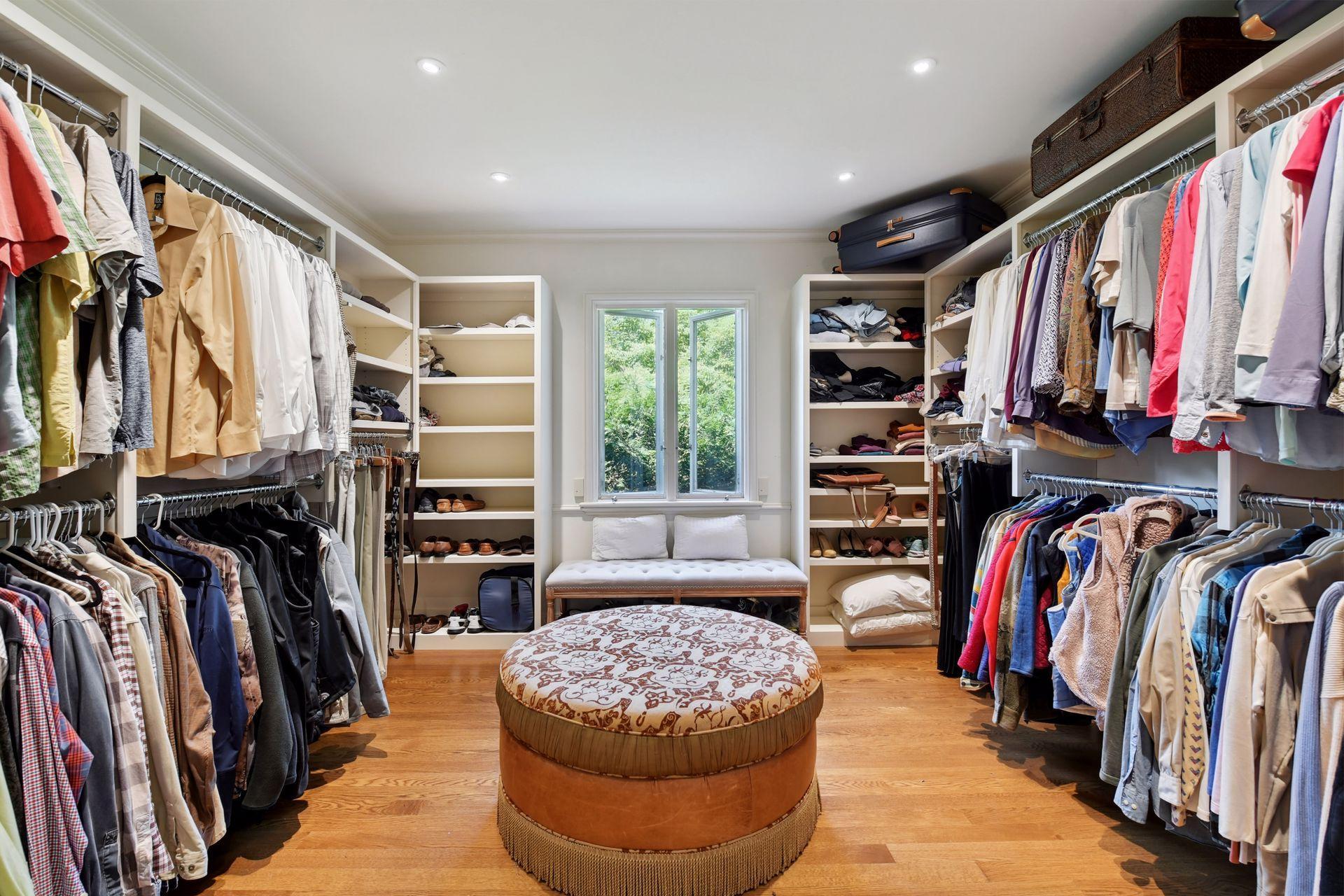 1482 Hunter Drive