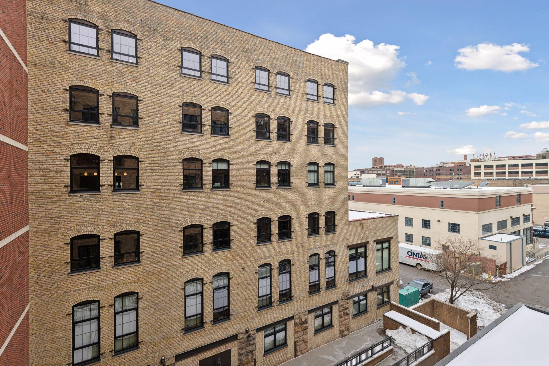401 N 2nd Street Unit: 405