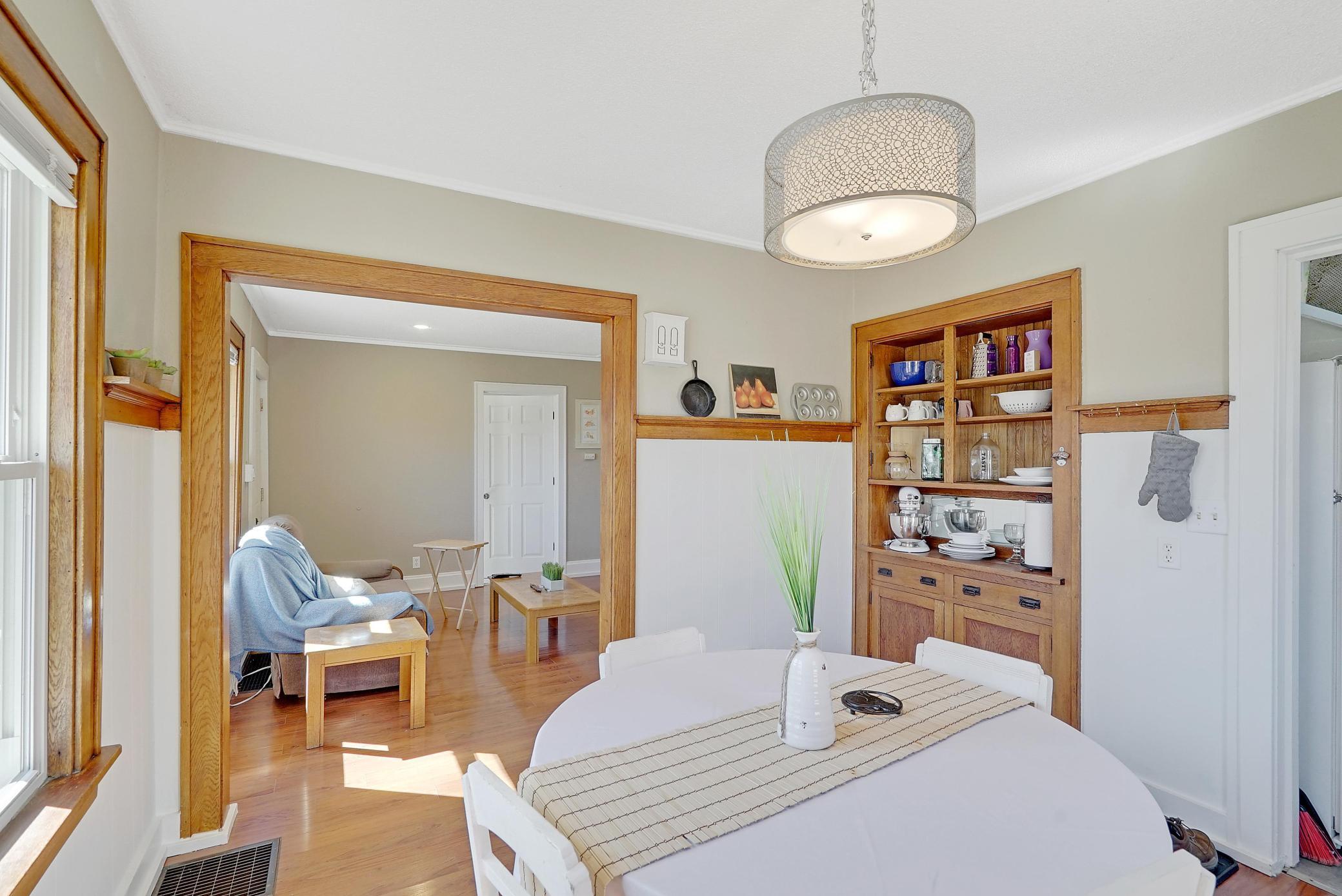 3123 Irving Avenue N